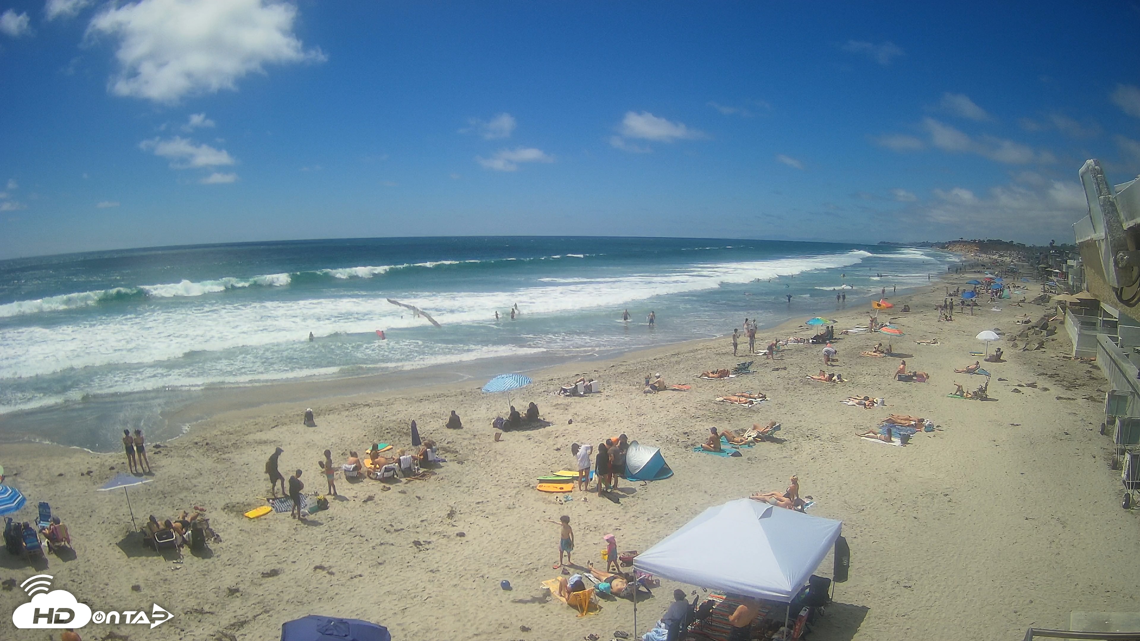 Snapshot of 17th St. Del Mar Beach - 4K NW View Live Cam taken Jun 19, 2026, 2:48pm PDT