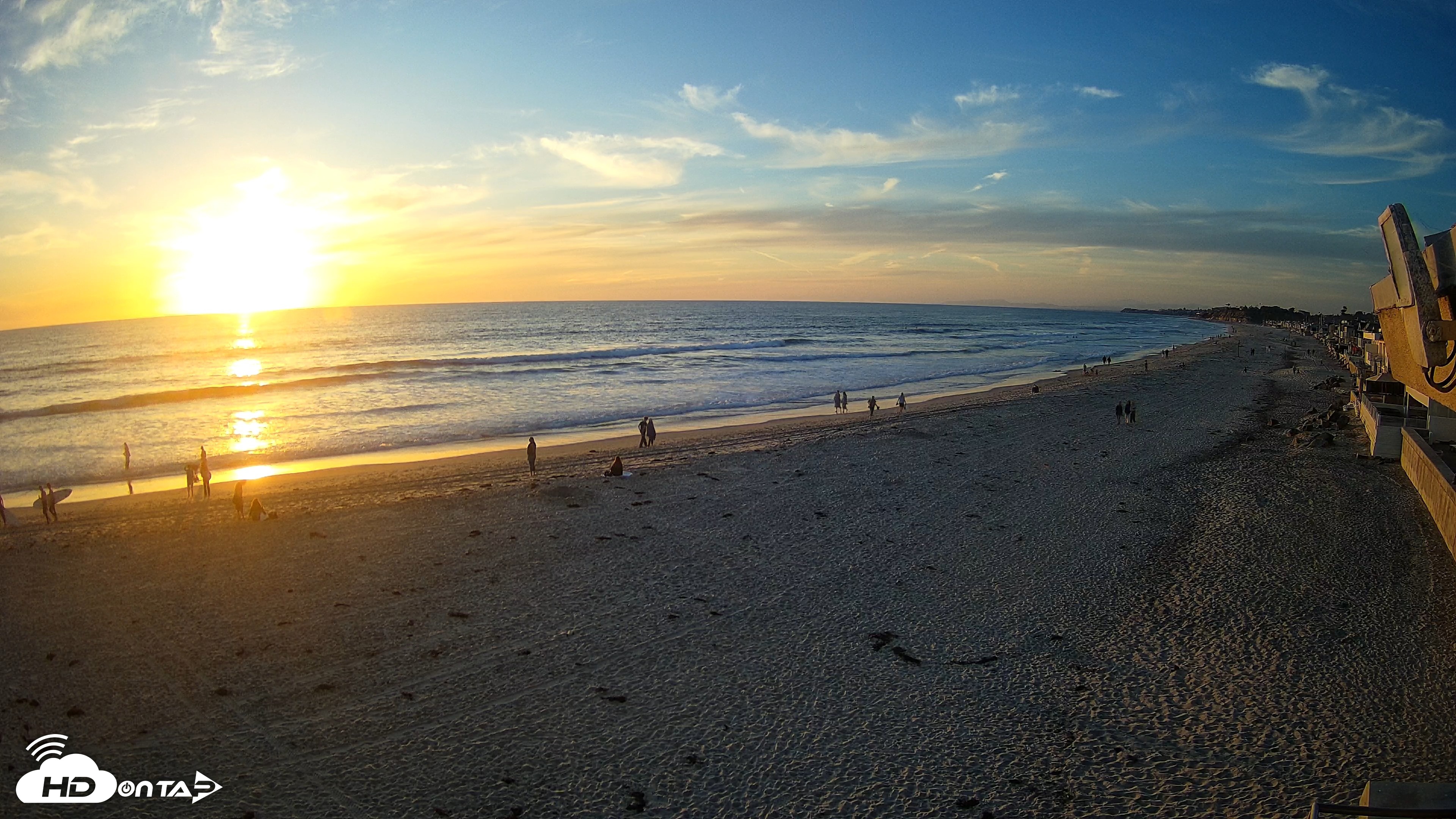 Snapshot of 17th St. Del Mar Beach - 4K NW View Live Cam taken Apr 23, 2026, 7:14pm PDT