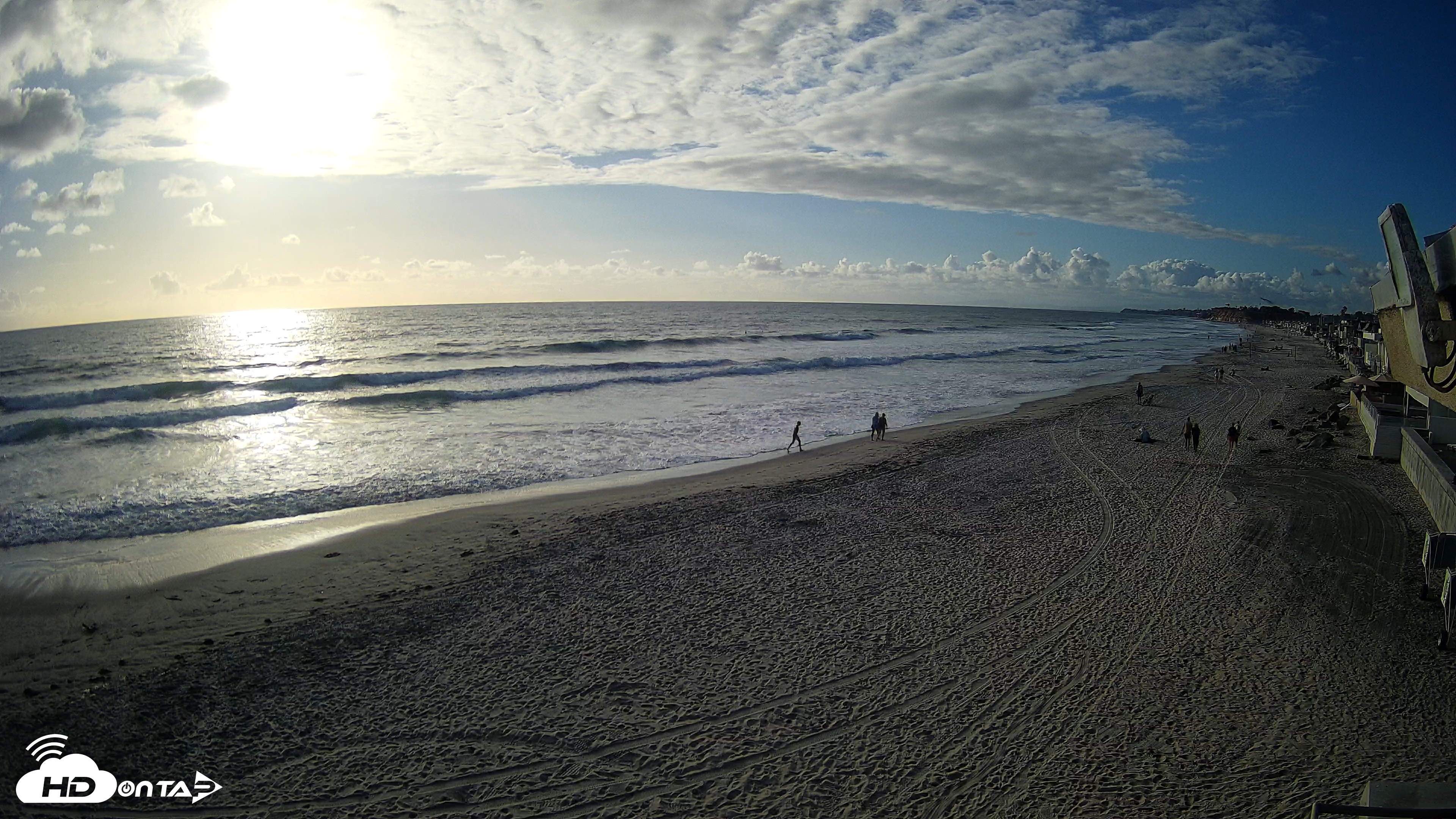 Snapshot of 17th St. Del Mar Beach - 4K NW View Live Cam taken May 27, 2026, 6:28pm PDT