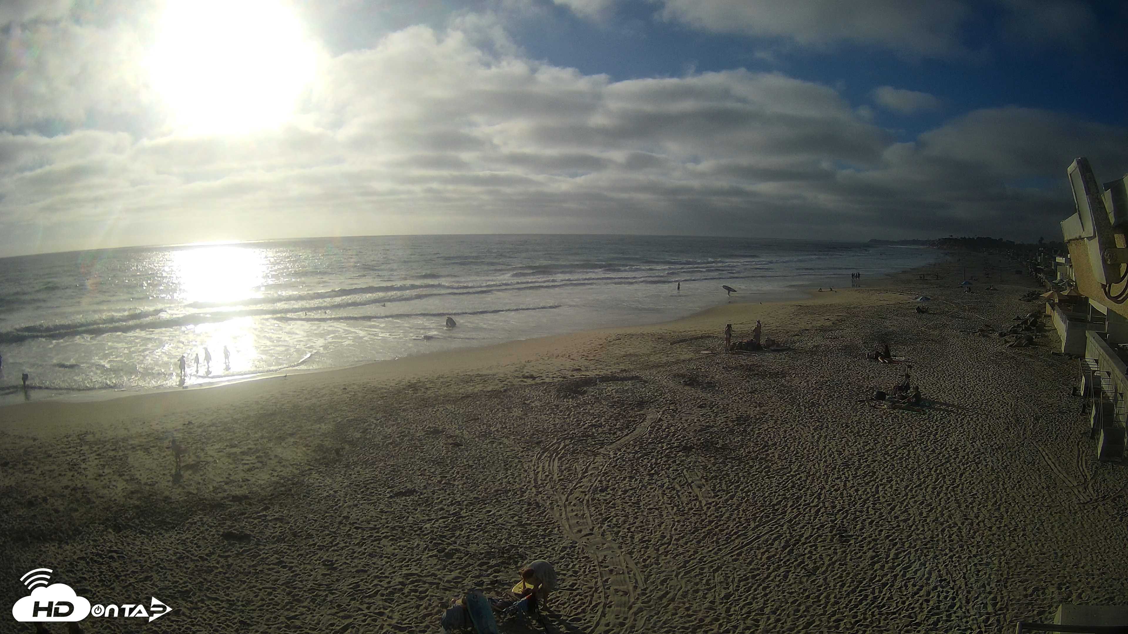 Snapshot of 17th St. Del Mar Beach - 4K NW View Live Cam taken Jul 6, 2026, 6:36pm PDT