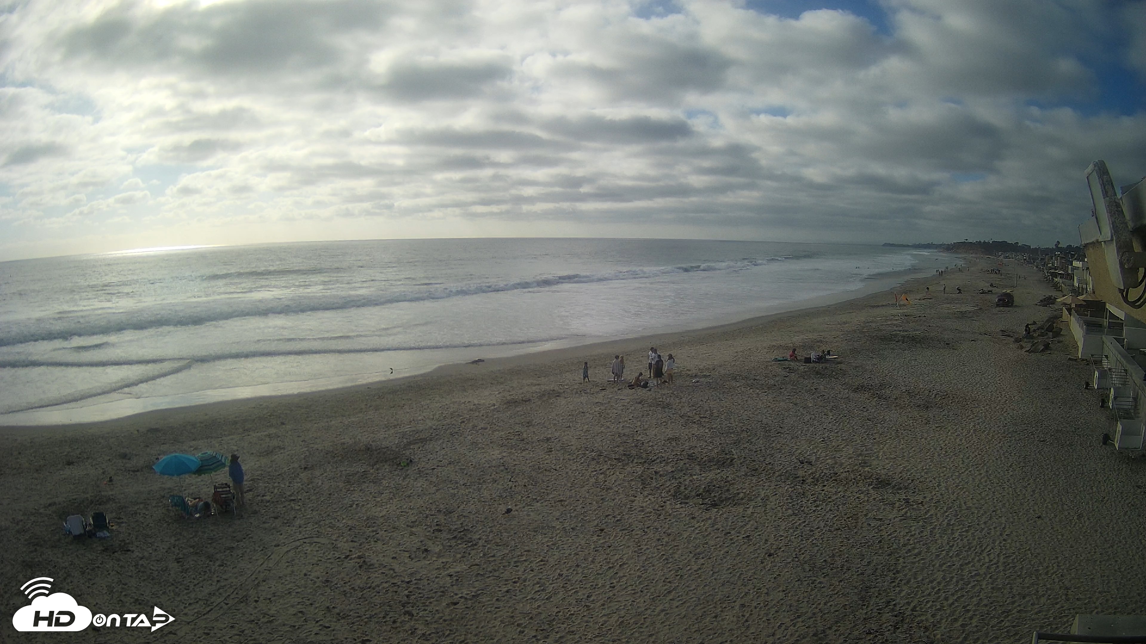 Snapshot of 17th St. Del Mar Beach - 4K NW View Live Cam taken Jul 1, 2026, 5:55pm PDT