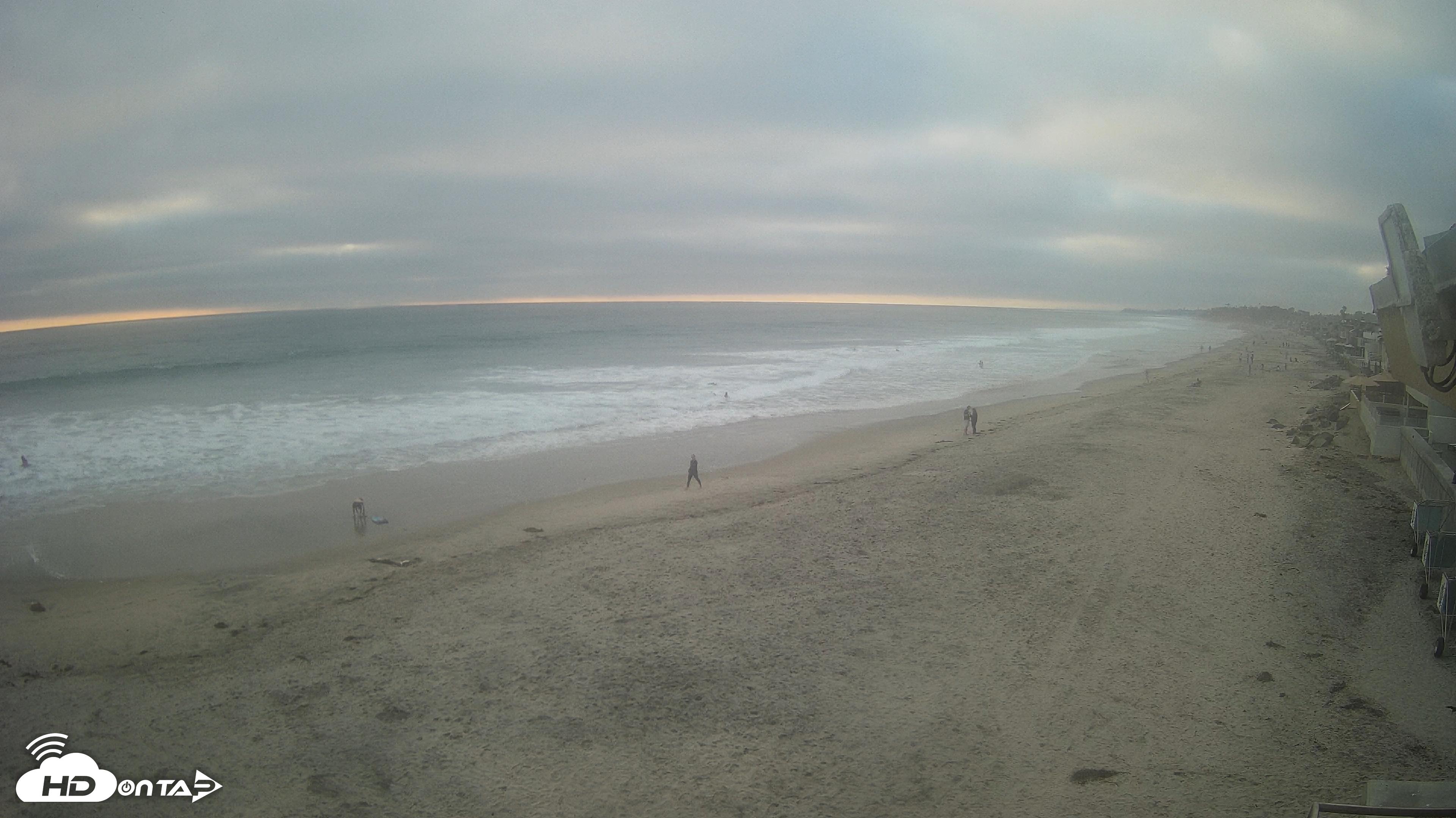 Snapshot of 17th St. Del Mar Beach - 4K NW View Live Cam taken Jun 16, 2026, 7:17pm PDT
