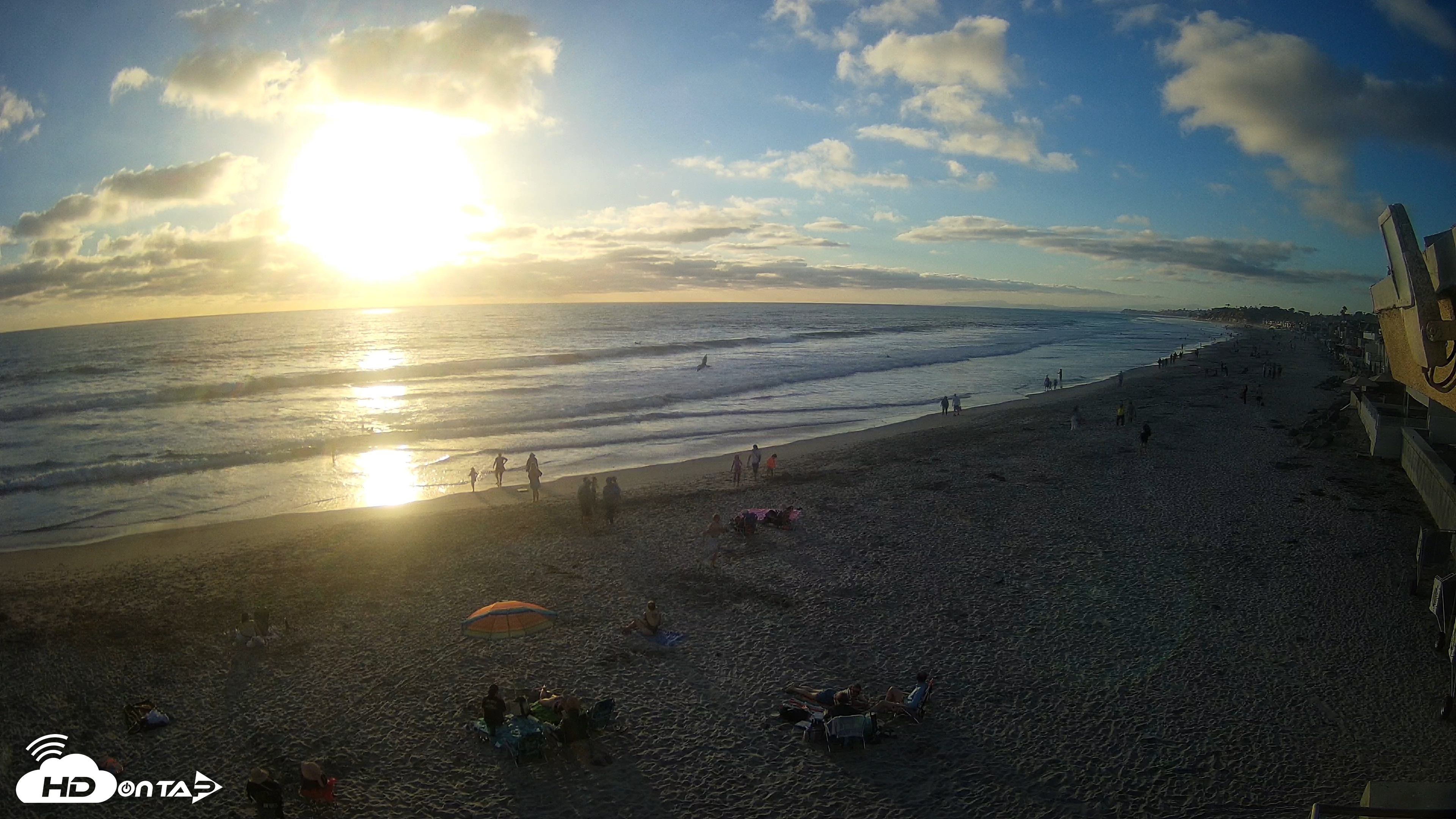 Snapshot of 17th St. Del Mar Beach - 4K NW View Live Cam taken Jun 21, 2026, 7:24pm PDT
