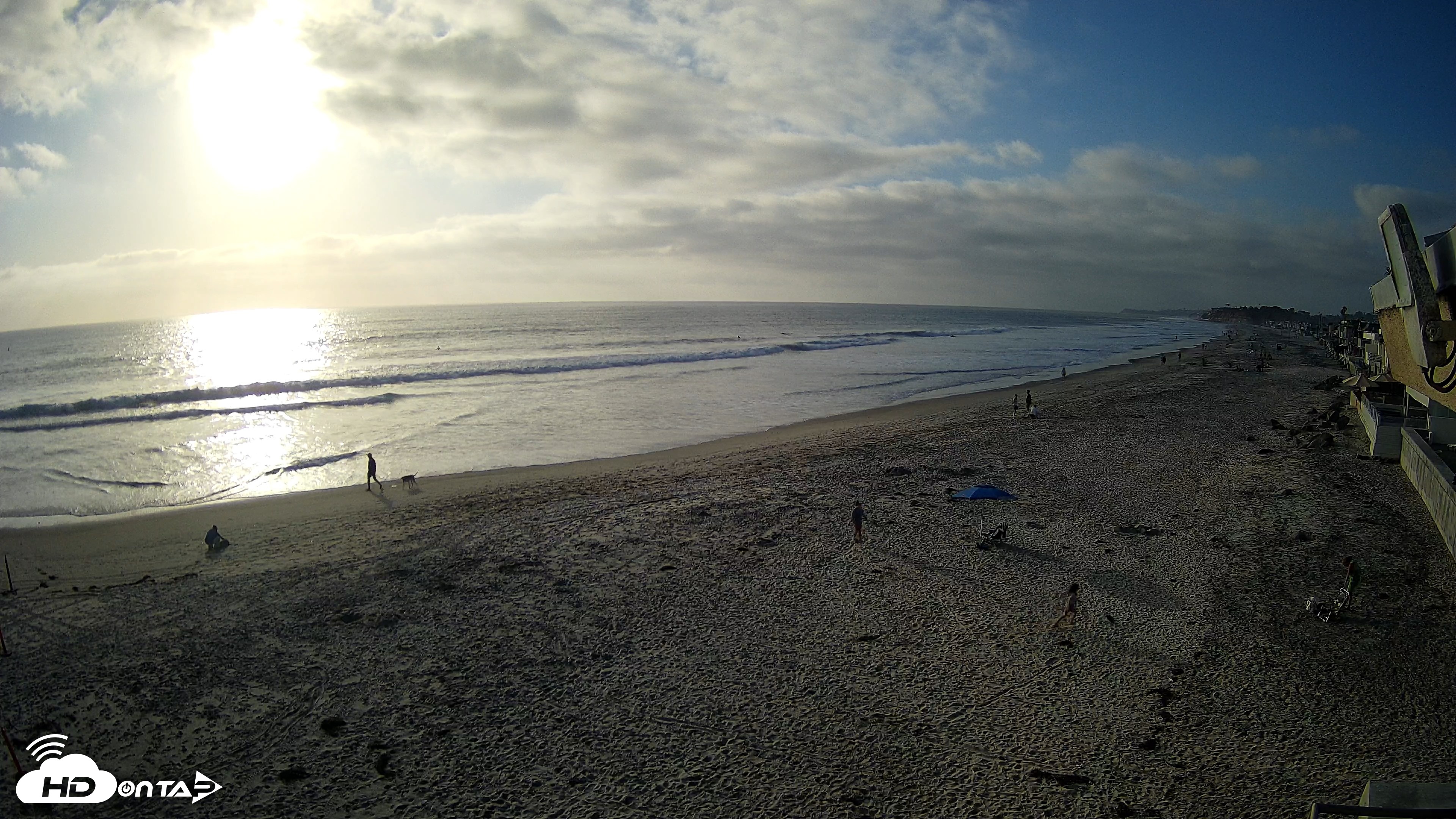 Snapshot of 17th St. Del Mar Beach - 4K NW View Live Cam taken May 21, 2026, 6:27pm PDT