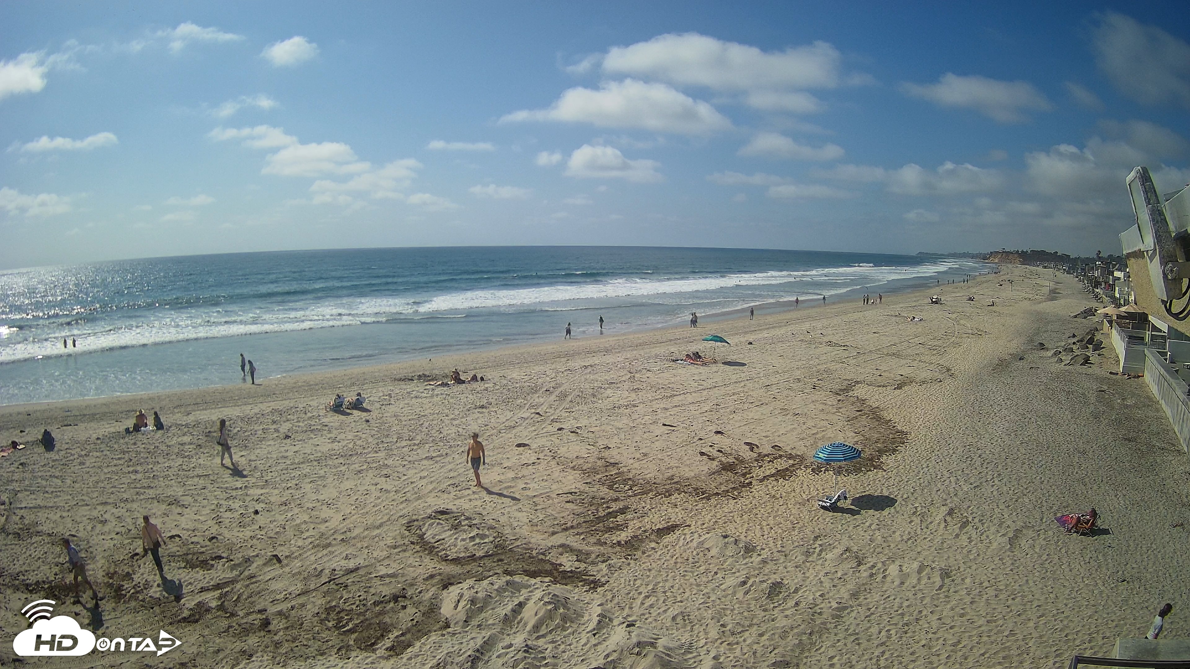 Snapshot of 17th St. Del Mar Beach - 4K NW View Live Cam taken May 15, 2026, 4:04pm PDT