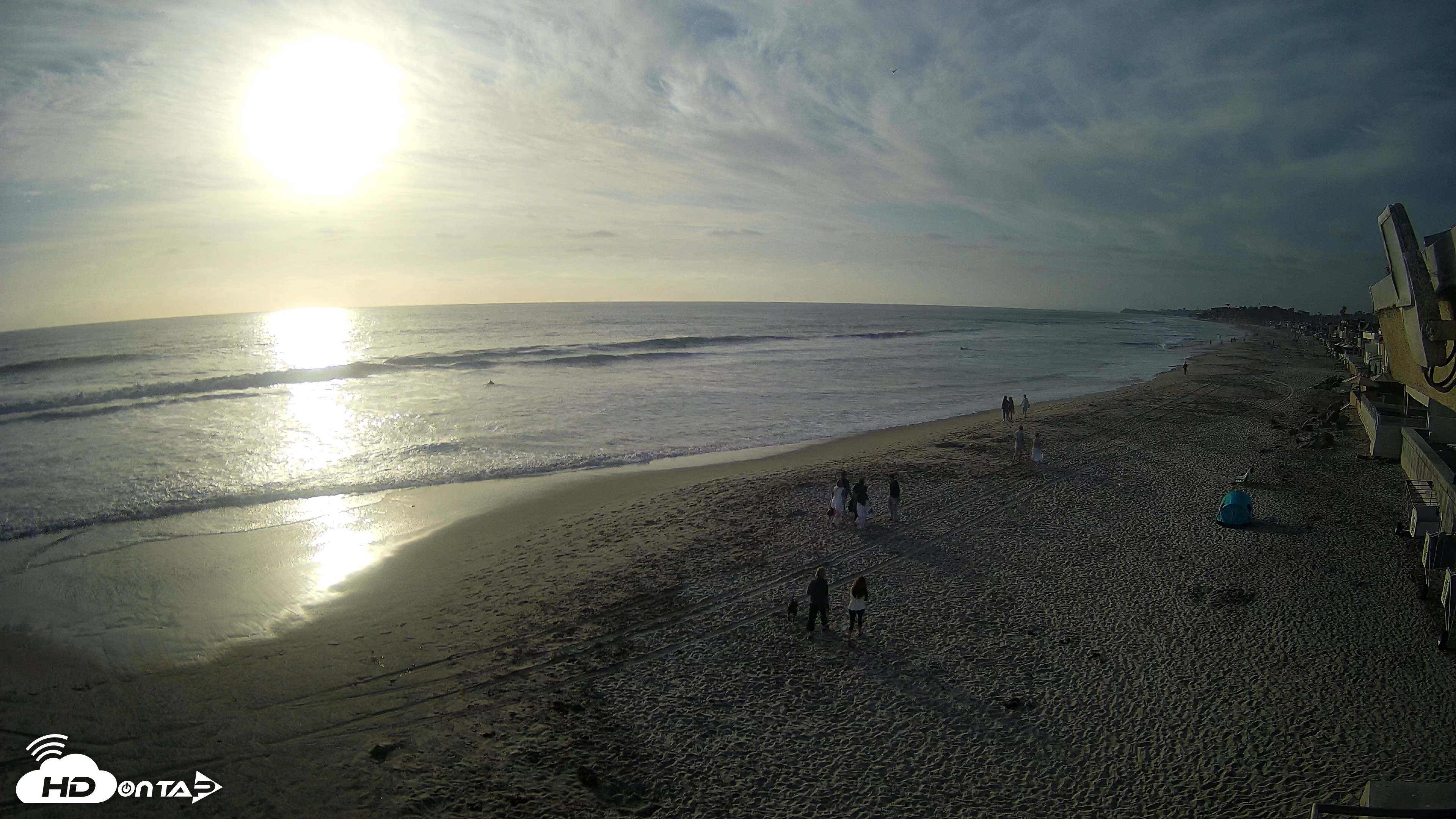 Snapshot of 17th St. Del Mar Beach - 4K NW View Live Cam taken Jun 8, 2026, 6:47pm PDT