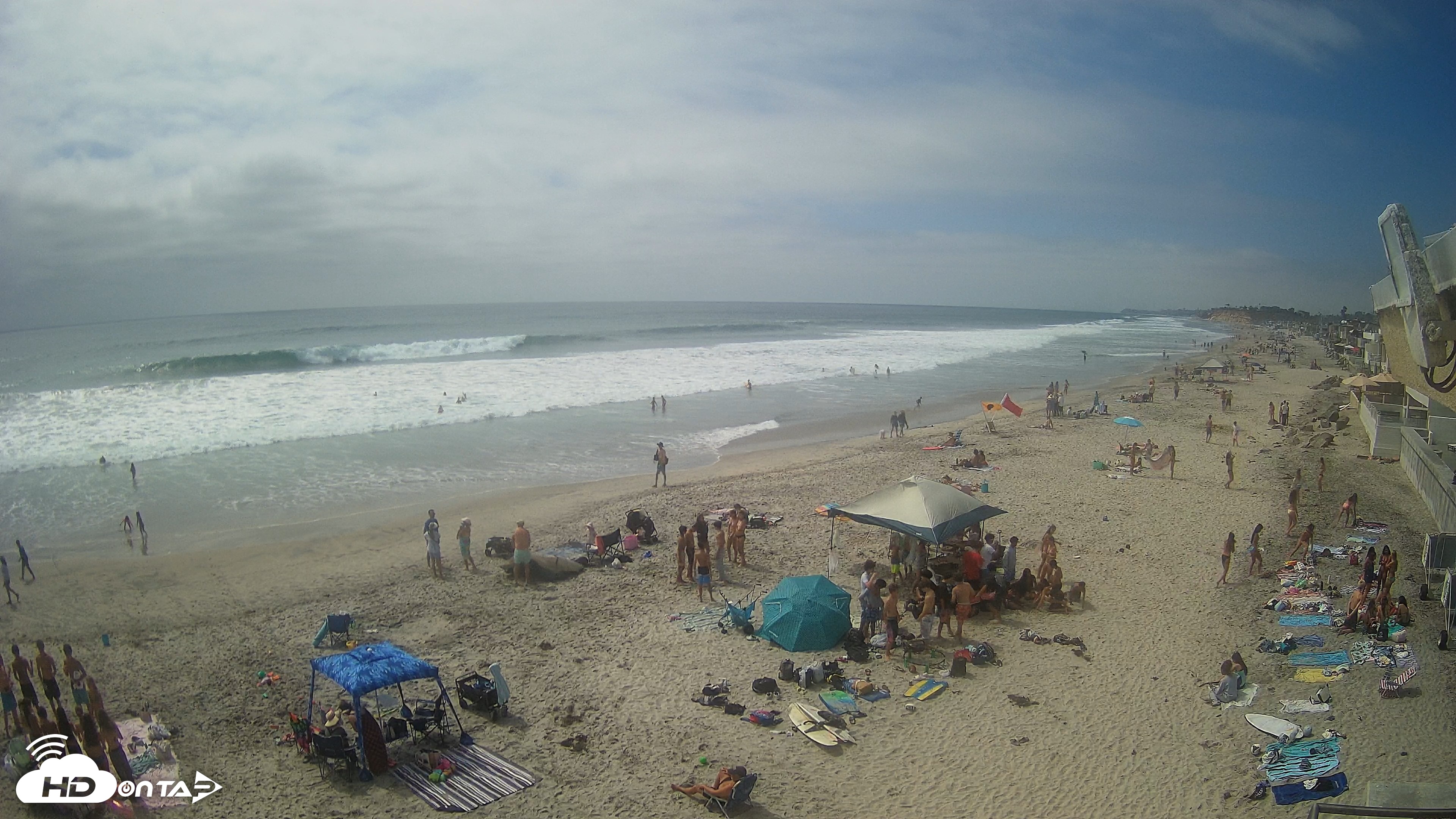 Snapshot of 17th St. Del Mar Beach - 4K NW View Live Cam taken Jun 5, 2026, 3:19pm PDT
