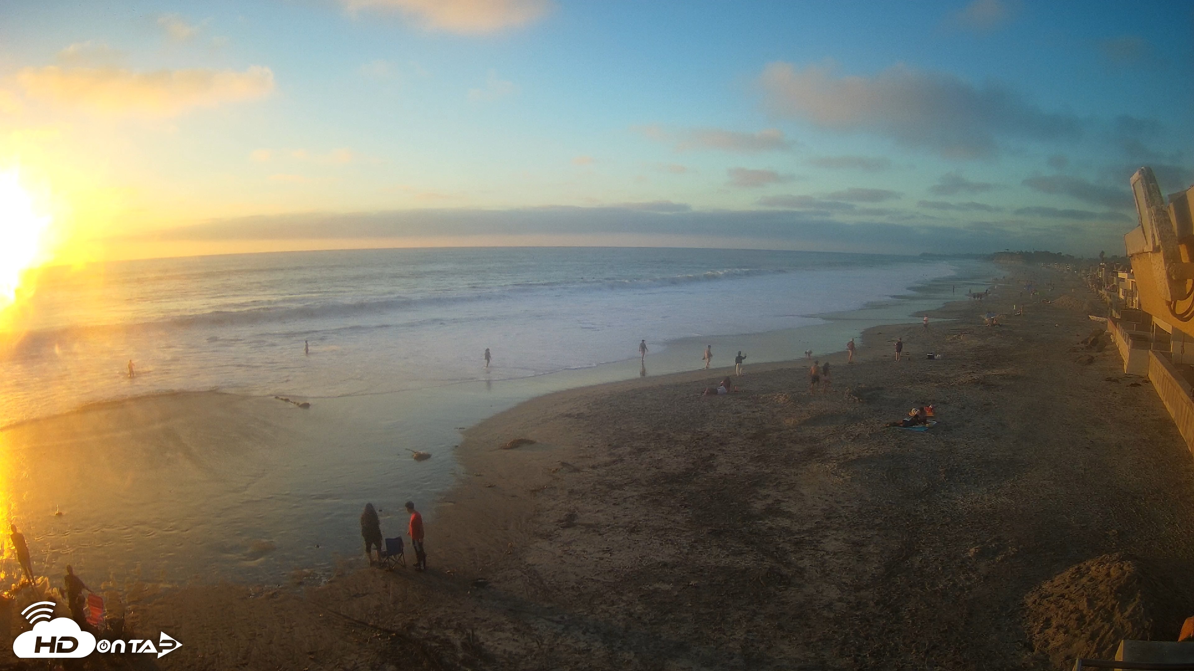 Snapshot of 17th St. Del Mar Beach - 4K NW View Live Cam taken Oct 9, 2026, 6:13pm PDT