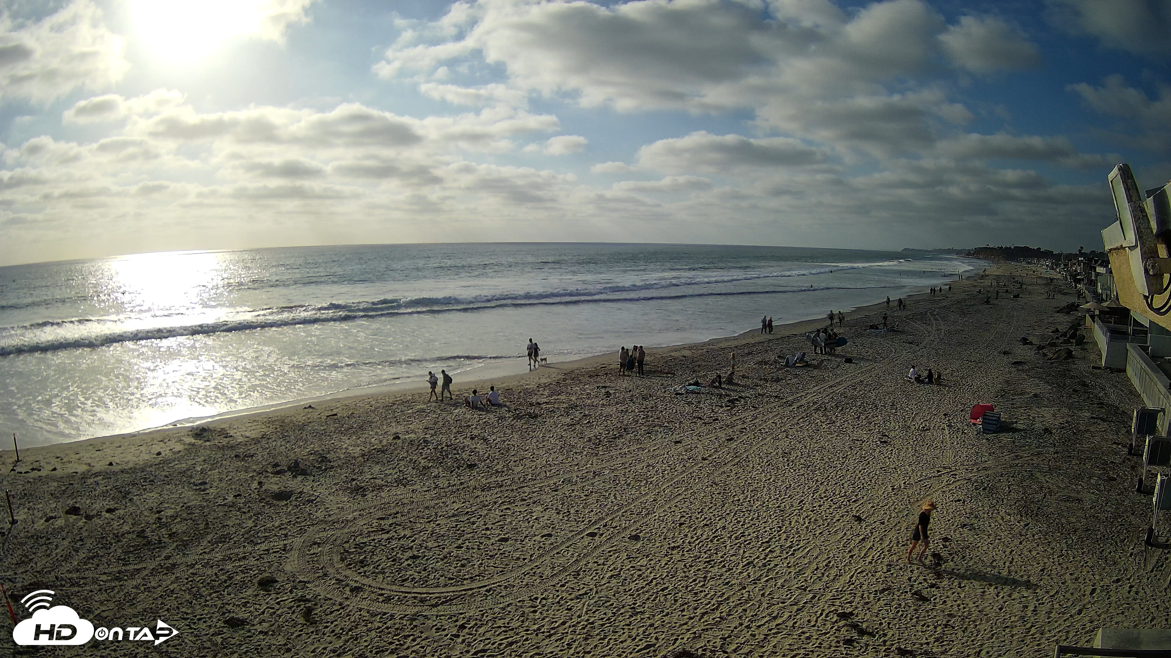Snapshot of 17th St. Del Mar Beach - 4K NW View Live Cam taken May 22, 2026, 5:57pm PDT