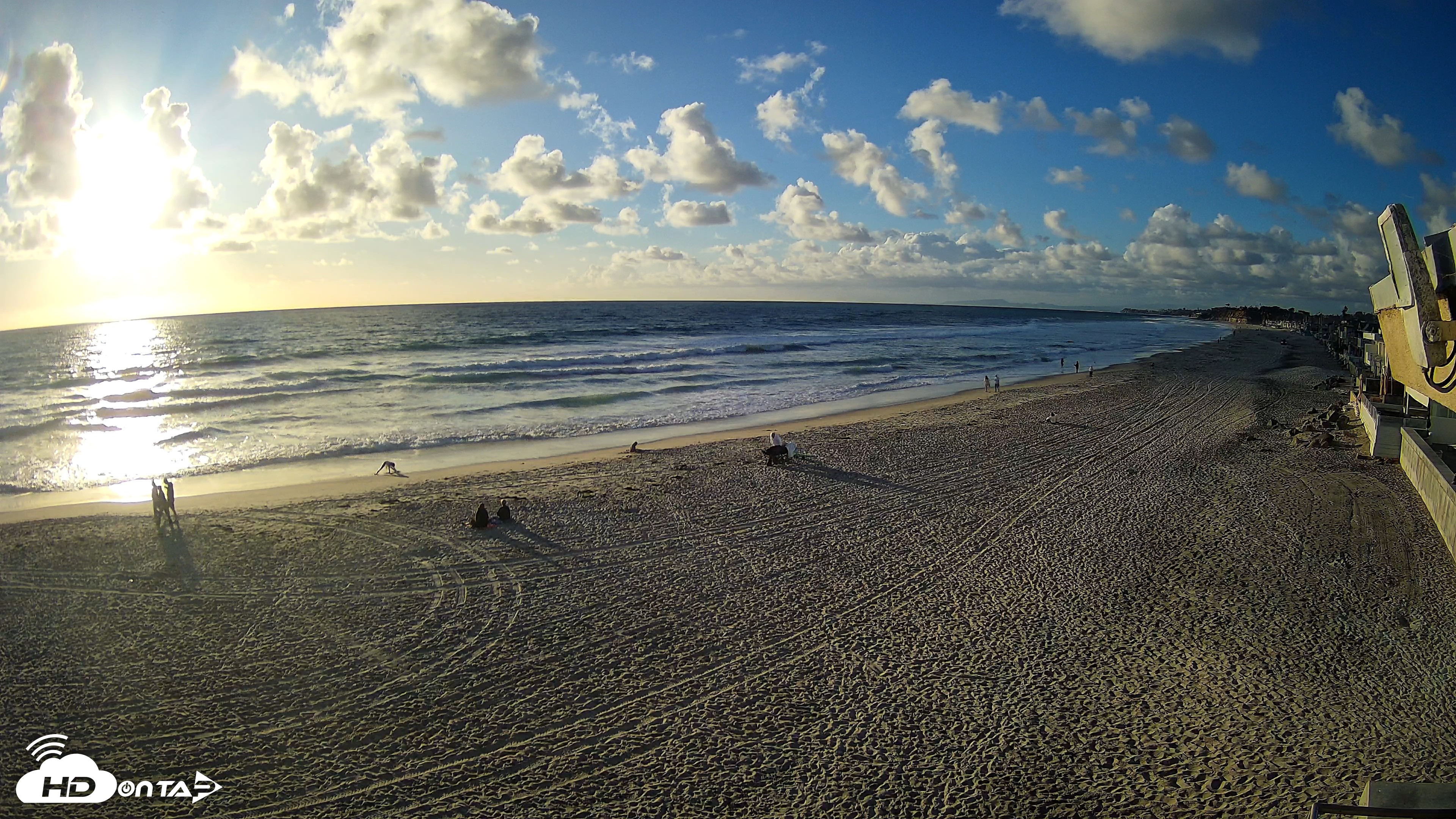 Snapshot of 17th St. Del Mar Beach - 4K NW View Live Cam taken Apr 13, 2026, 6:32pm PDT