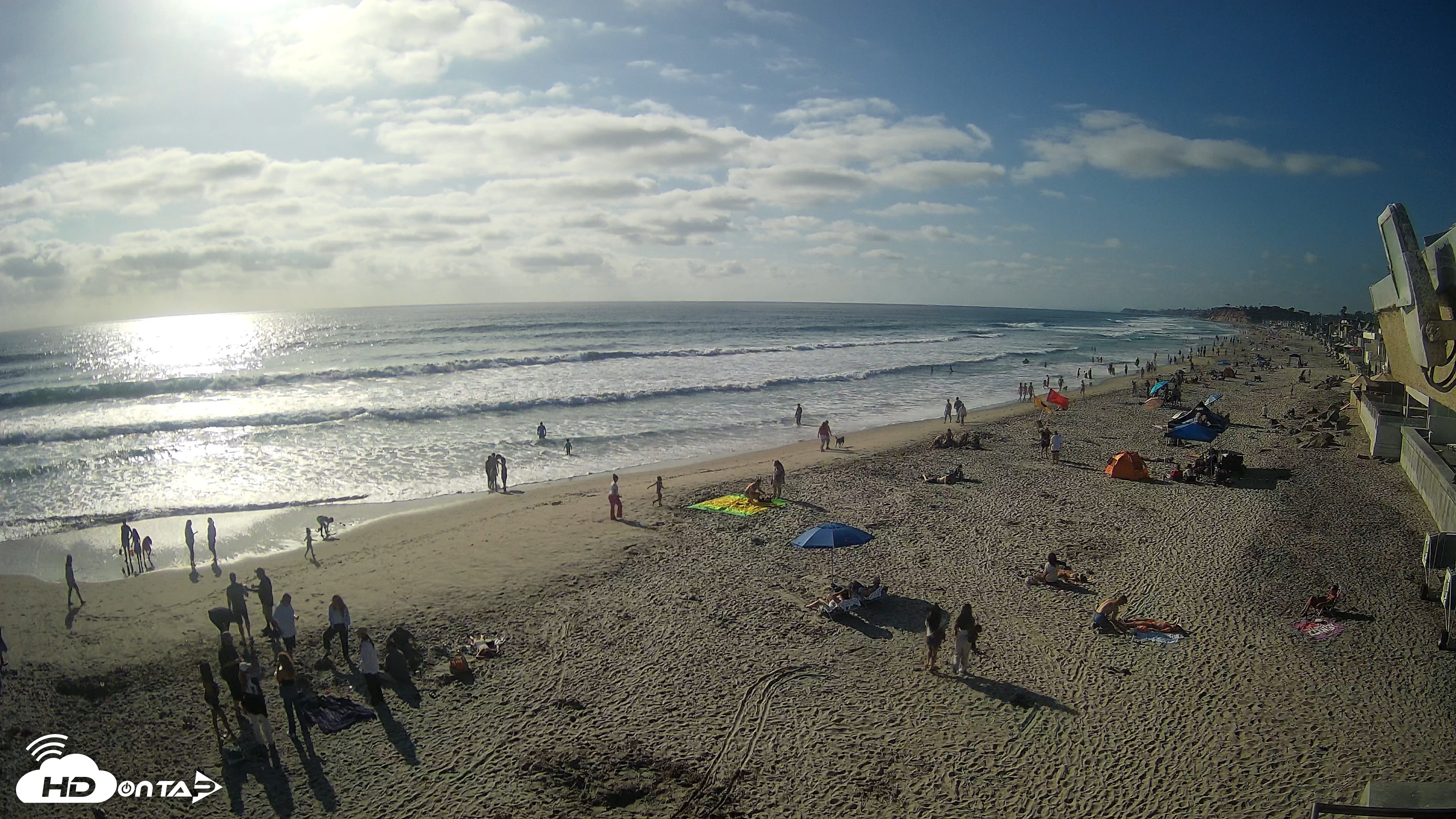 Snapshot of 17th St. Del Mar Beach - 4K NW View Live Cam taken Jun 7, 2026, 5:37pm PDT