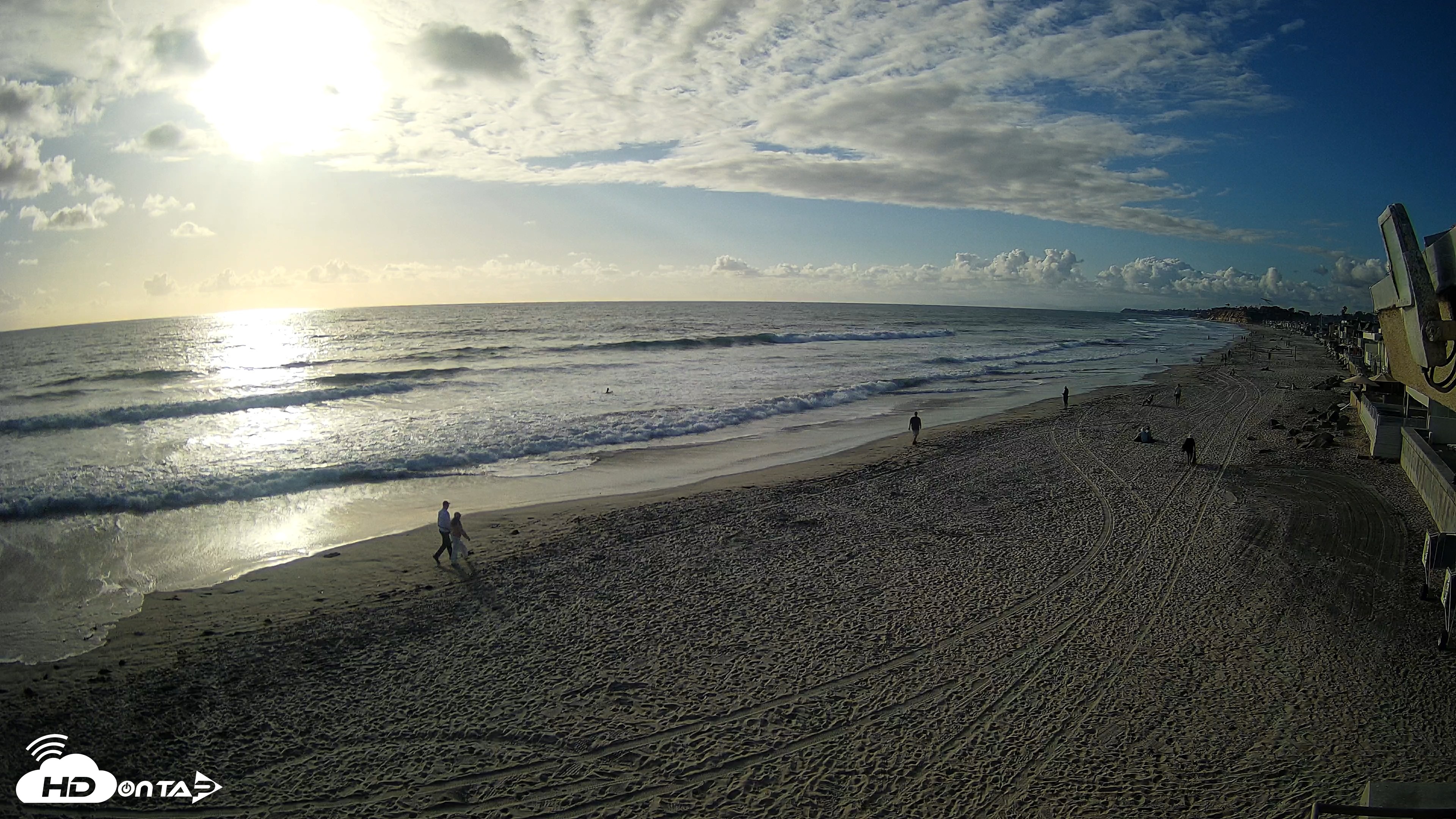 Snapshot of 17th St. Del Mar Beach - 4K NW View Live Cam taken May 27, 2026, 6:26pm PDT
