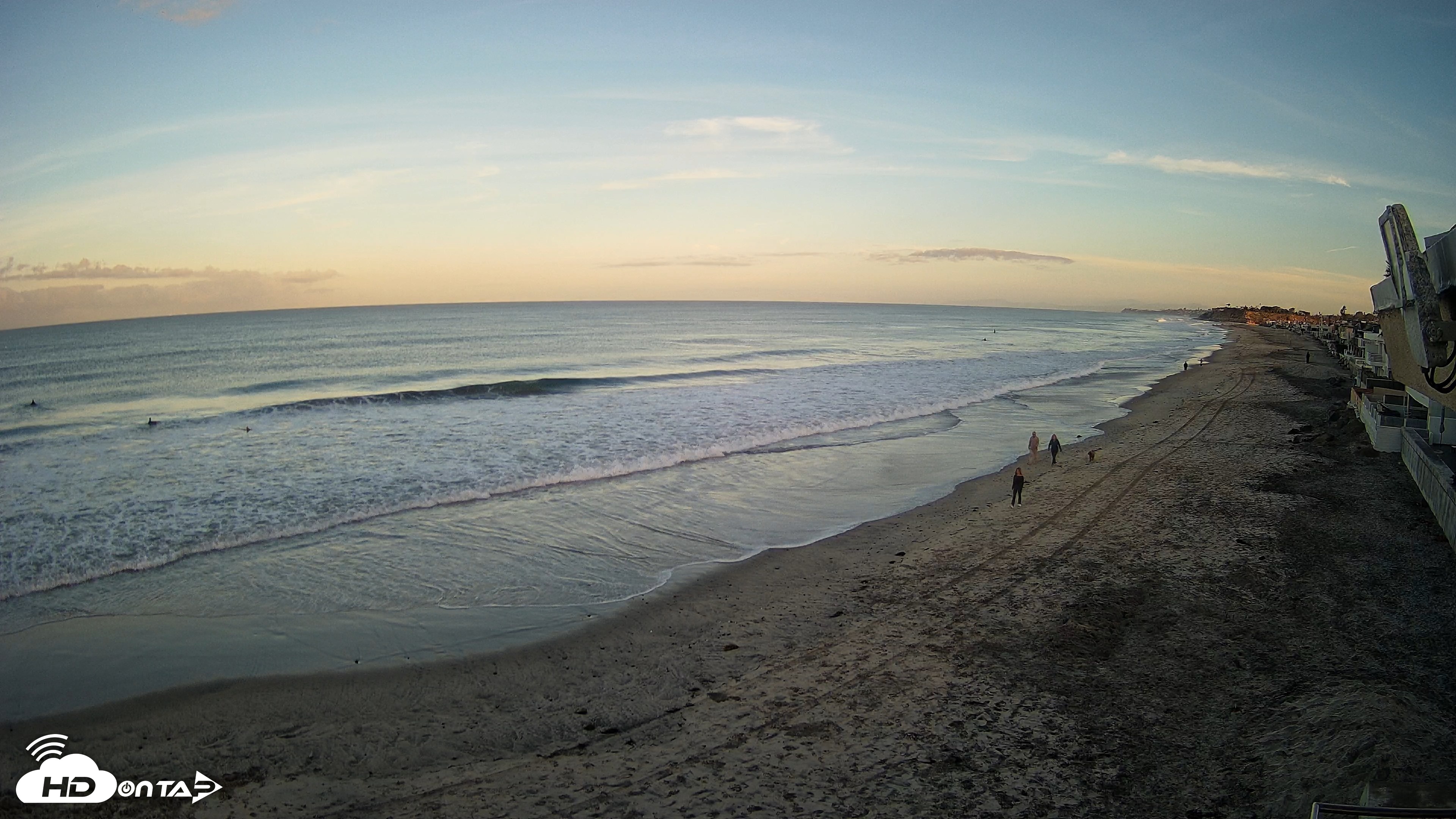 Snapshot of 17th St. Del Mar Beach - 4K NW View Live Cam taken Oct 28, 2026, 7:30am PDT