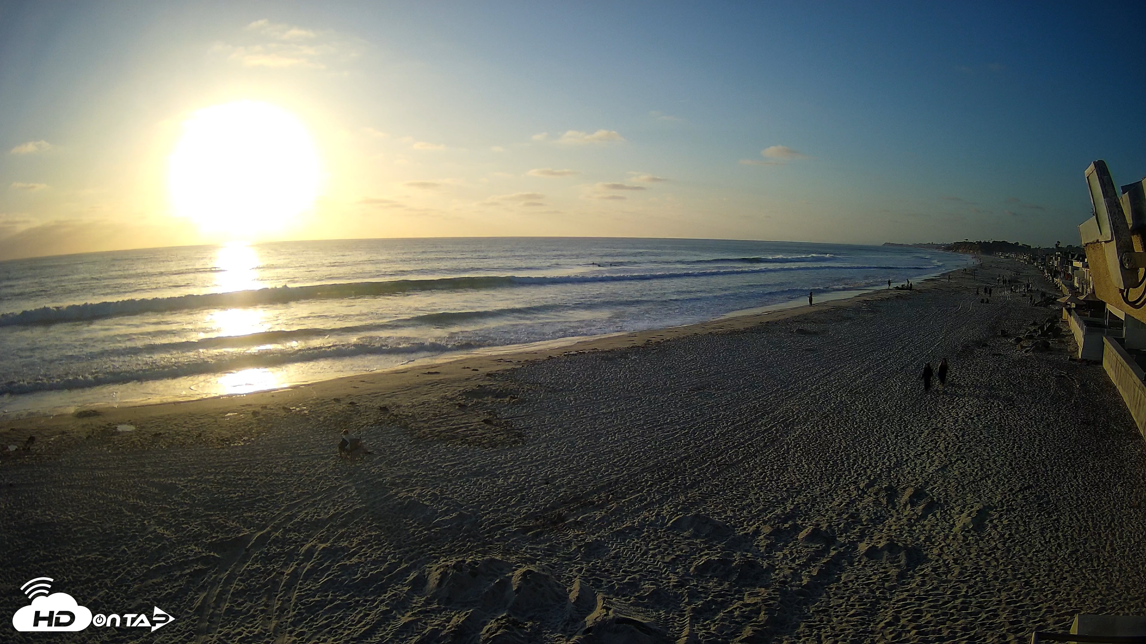 Snapshot of 17th St. Del Mar Beach - 4K NW View Live Cam taken May 14, 2026, 7:05pm PDT