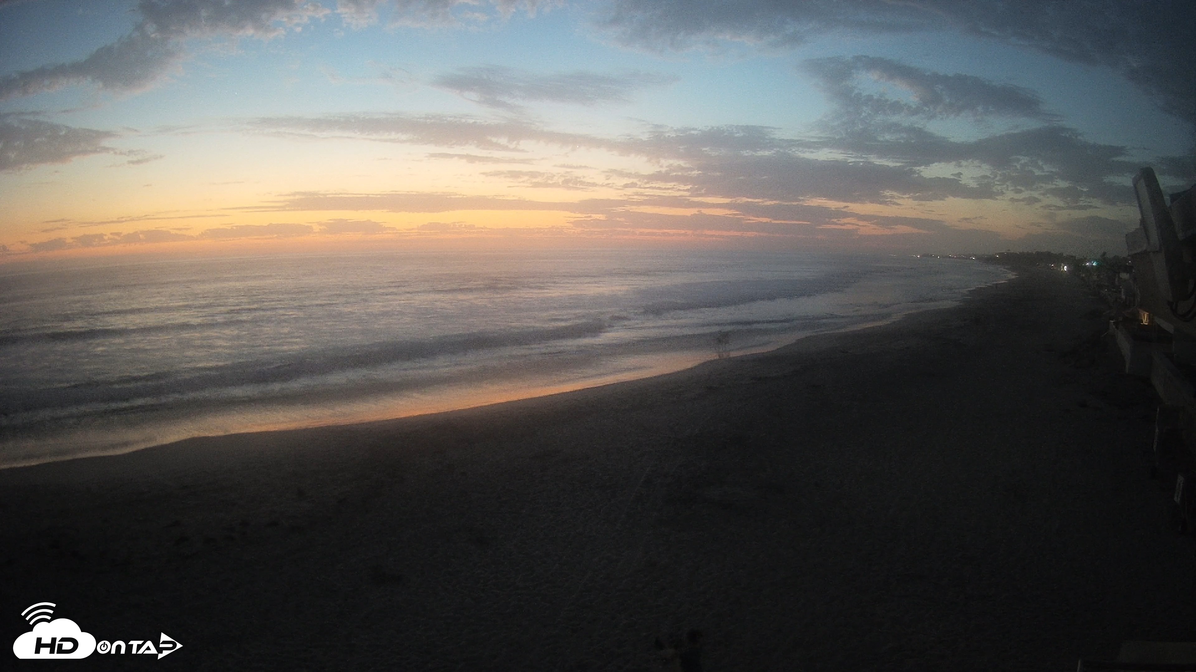 Snapshot of 17th St. Del Mar Beach - 4K NW View Live Cam taken Jun 23, 2026, 8:37pm PDT