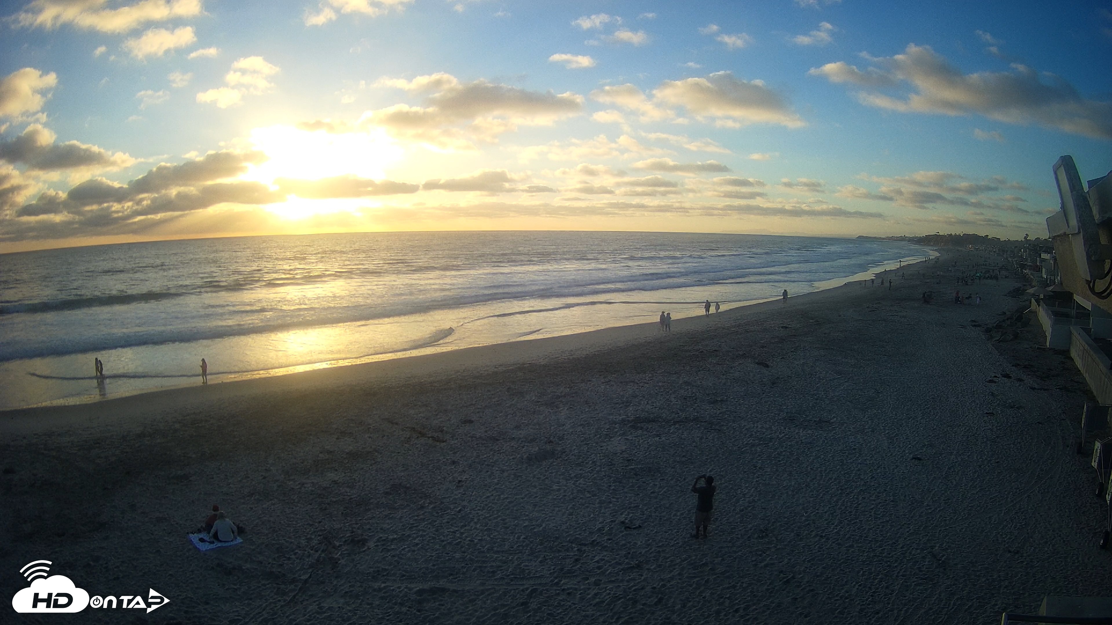 Snapshot of 17th St. Del Mar Beach - 4K NW View Live Cam taken Jun 20, 2026, 7:33pm PDT