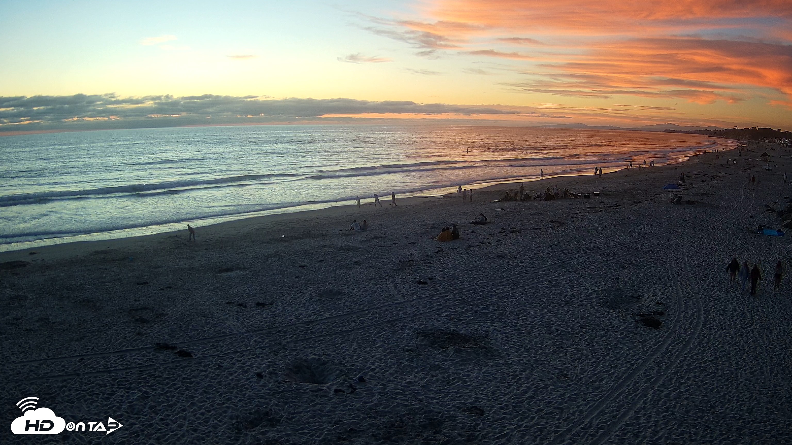 Snapshot of 17th St. Del Mar Beach - 4K NW View Live Cam taken Jul 26, 2025, 8:00pm PDT
