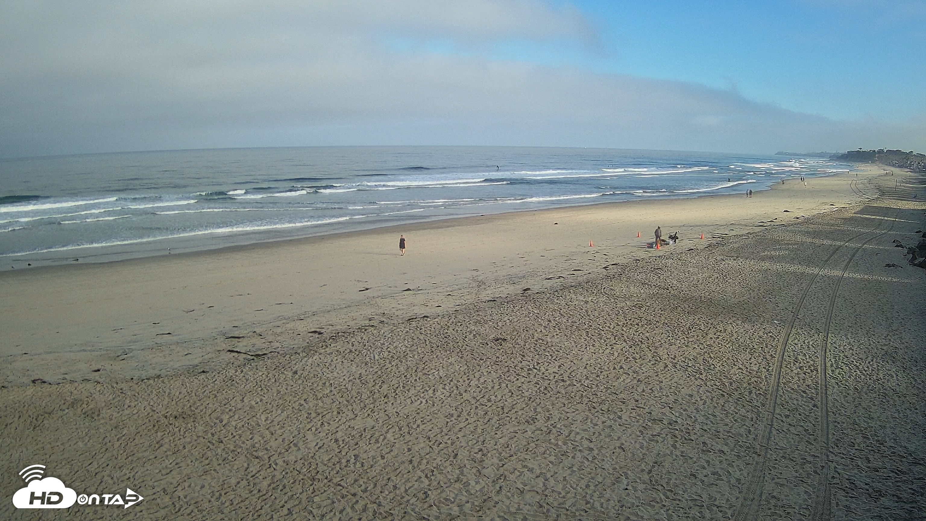 Snapshot of 17th St. Del Mar Beach - 4K NW View Live Cam taken Jul 10, 2025, 7:32am PDT