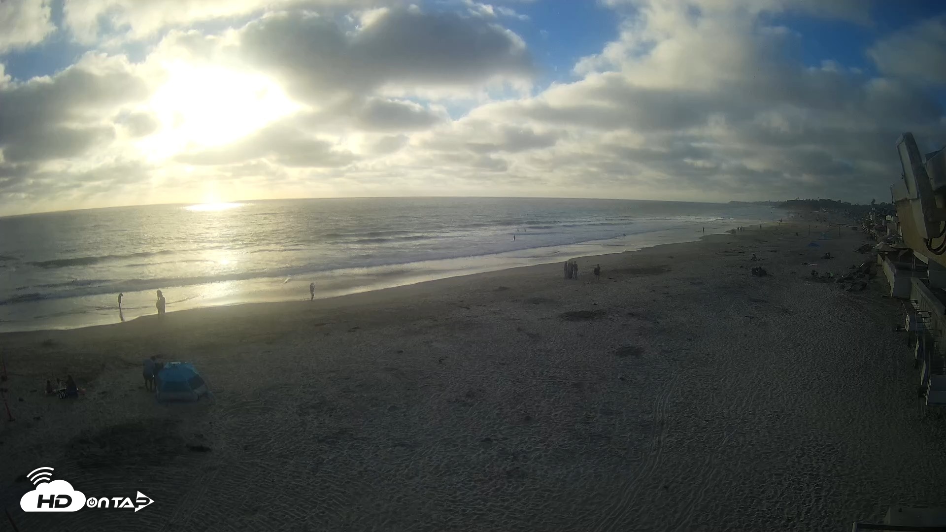 Snapshot of 17th St. Del Mar Beach - 4K NW View Live Cam taken Jul 5, 2026, 7:05pm PDT