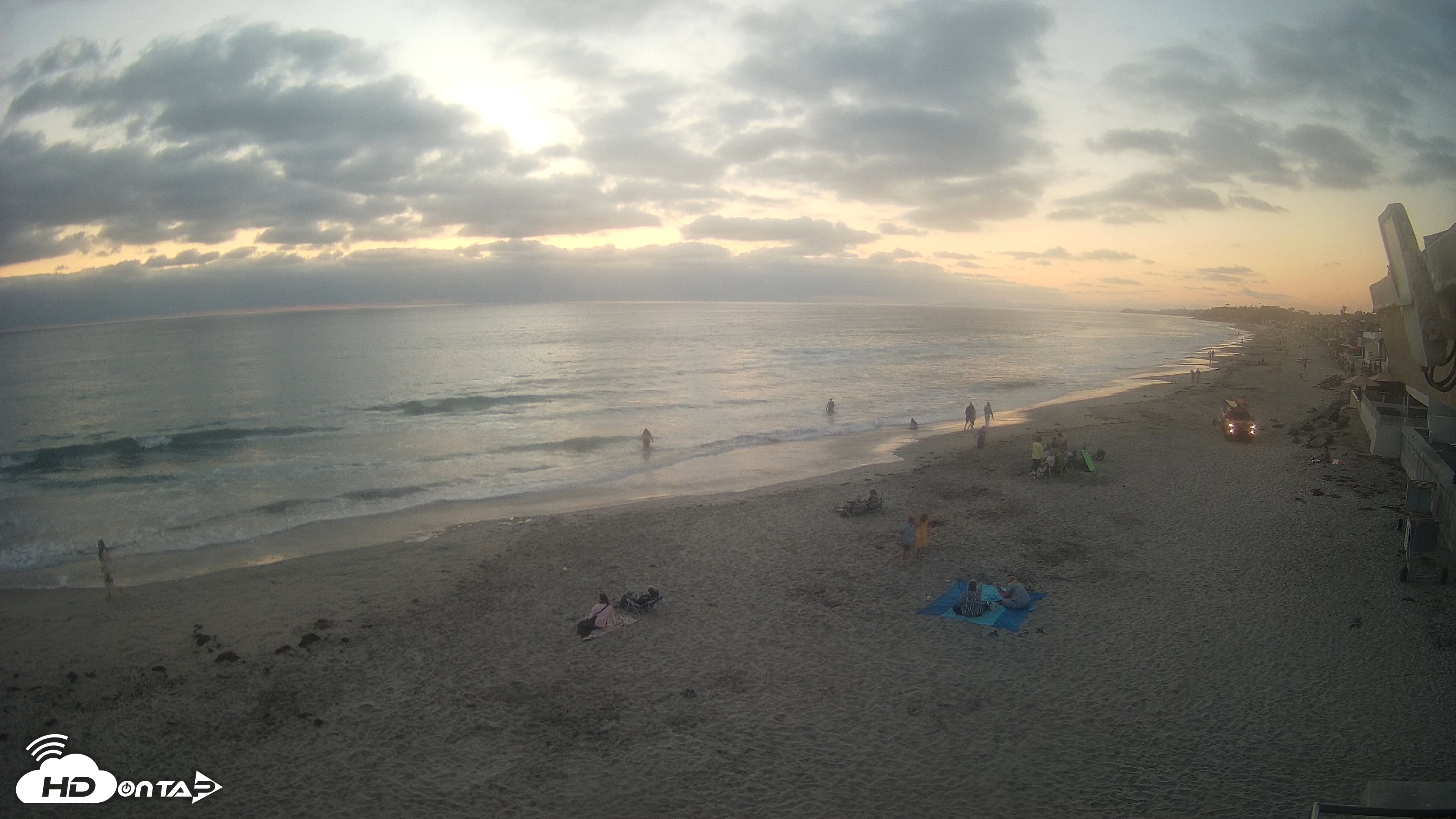 Snapshot of 17th St. Del Mar Beach - 4K NW View Live Cam taken Jun 26, 2026, 8:03pm PDT