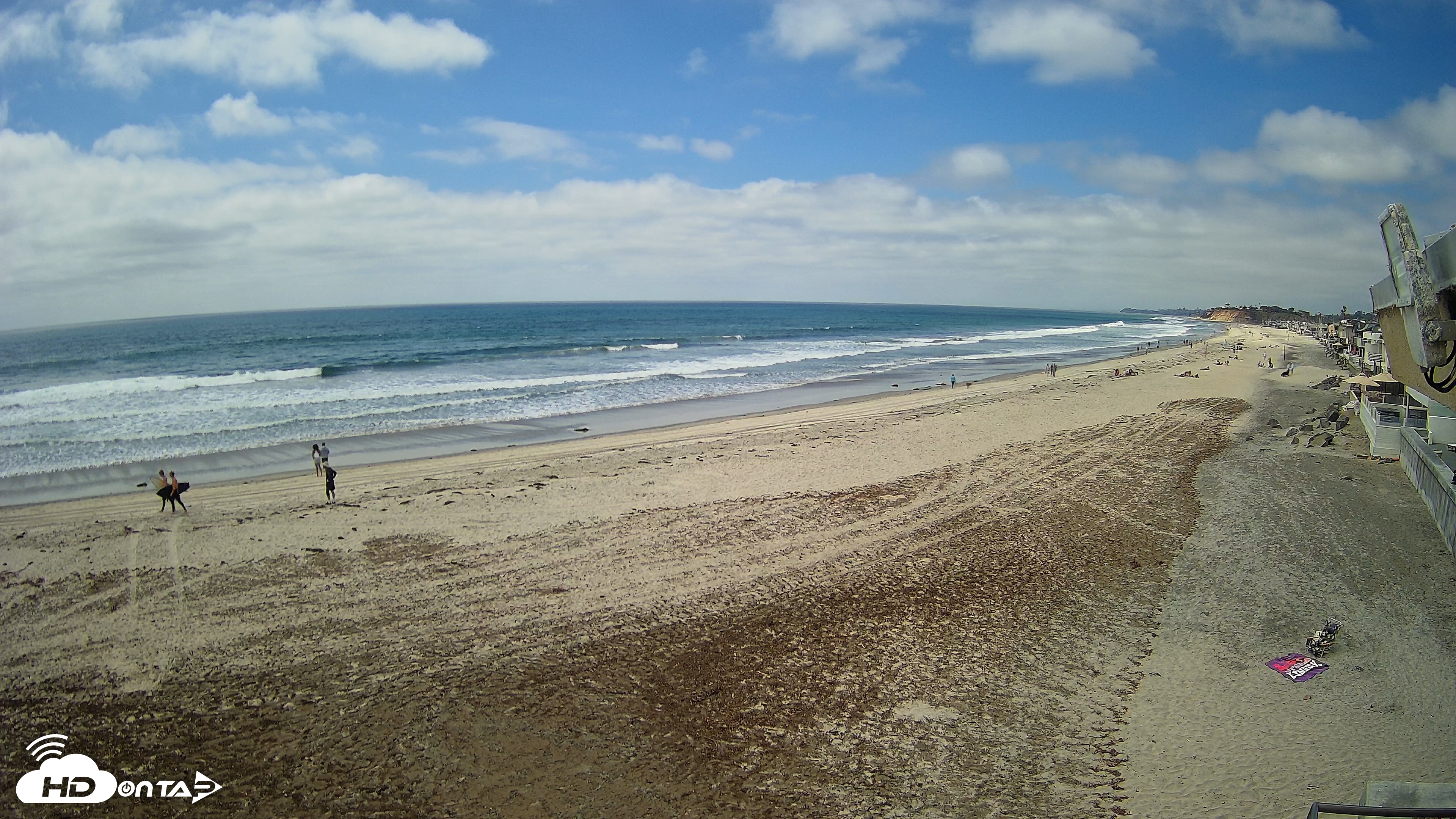 Snapshot of 17th St. Del Mar Beach - 4K NW View Live Cam taken May 7, 2026, 2:35pm PDT