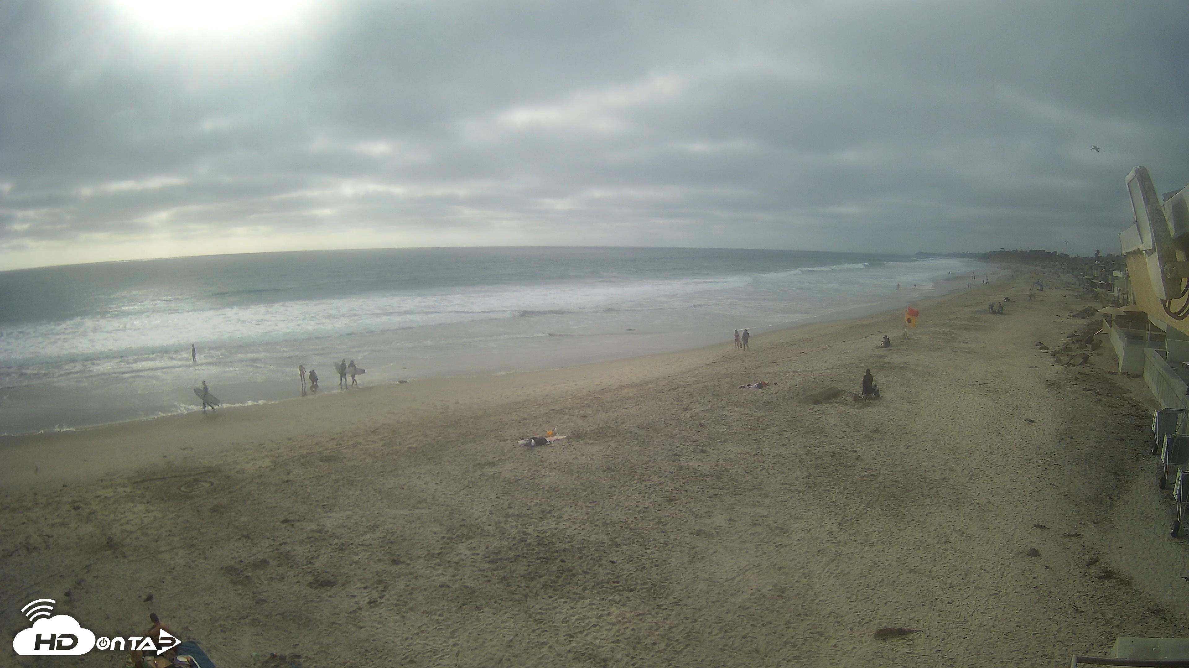 Snapshot of 17th St. Del Mar Beach - 4K NW View Live Cam taken Jun 16, 2026, 5:39pm PDT
