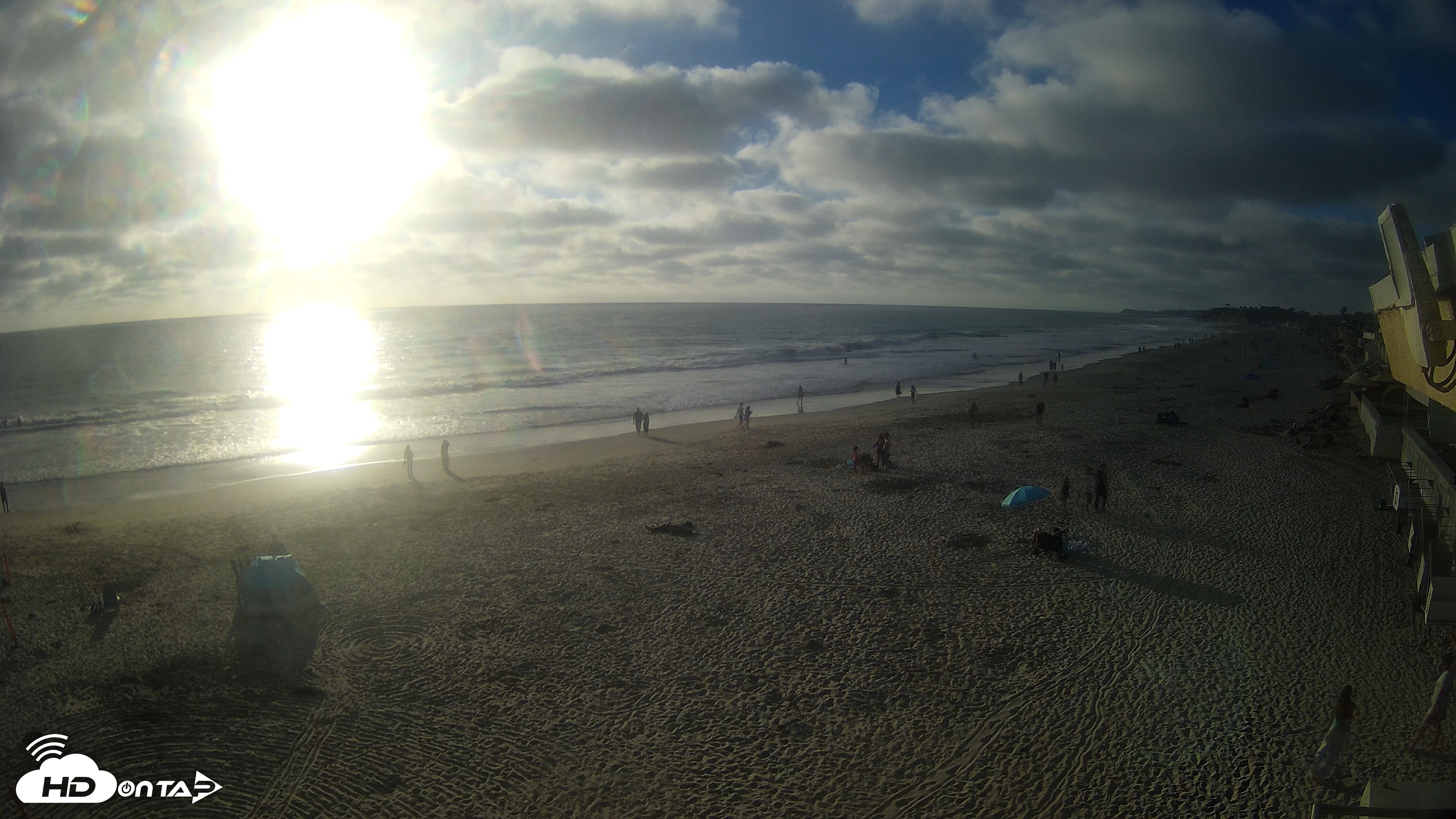 Snapshot of 17th St. Del Mar Beach - 4K NW View Live Cam taken Jul 5, 2026, 6:57pm PDT