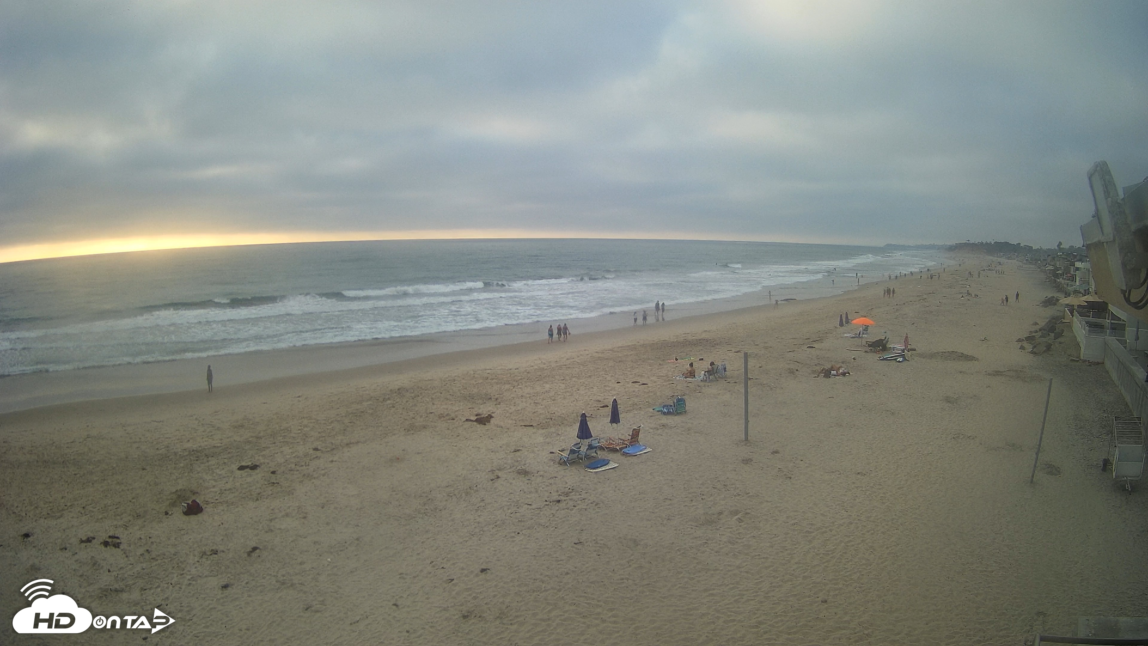 Snapshot of 17th St. Del Mar Beach - 4K NW View Live Cam taken Aug 17, 2026, 6:42pm PDT