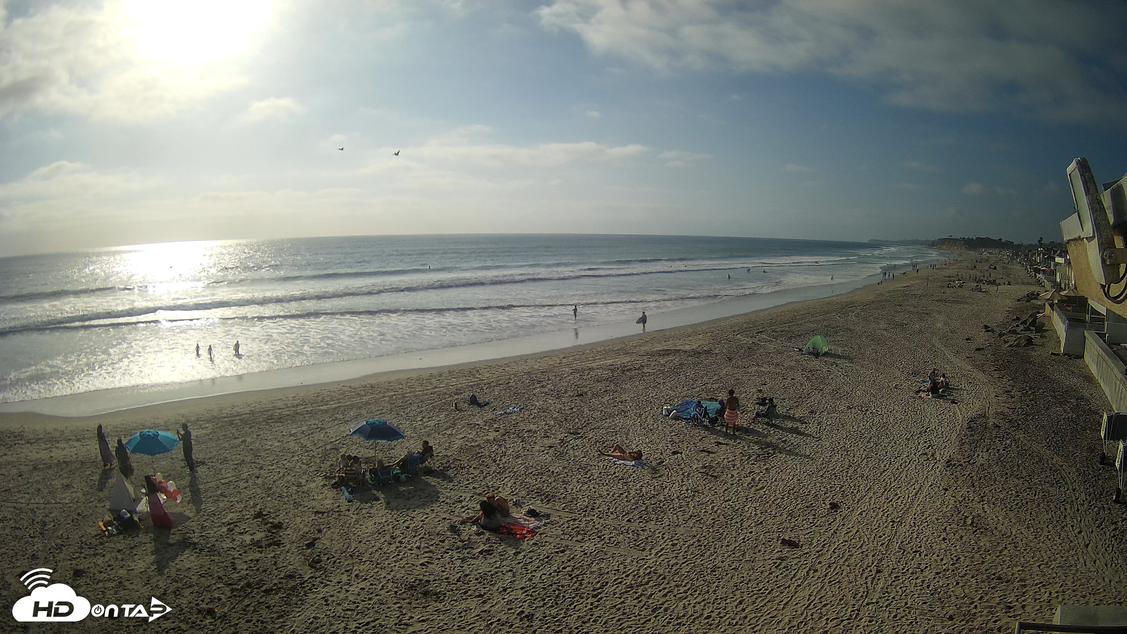 Snapshot of 17th St. Del Mar Beach - 4K NW View Live Cam taken Jun 4, 2026, 5:55pm PDT