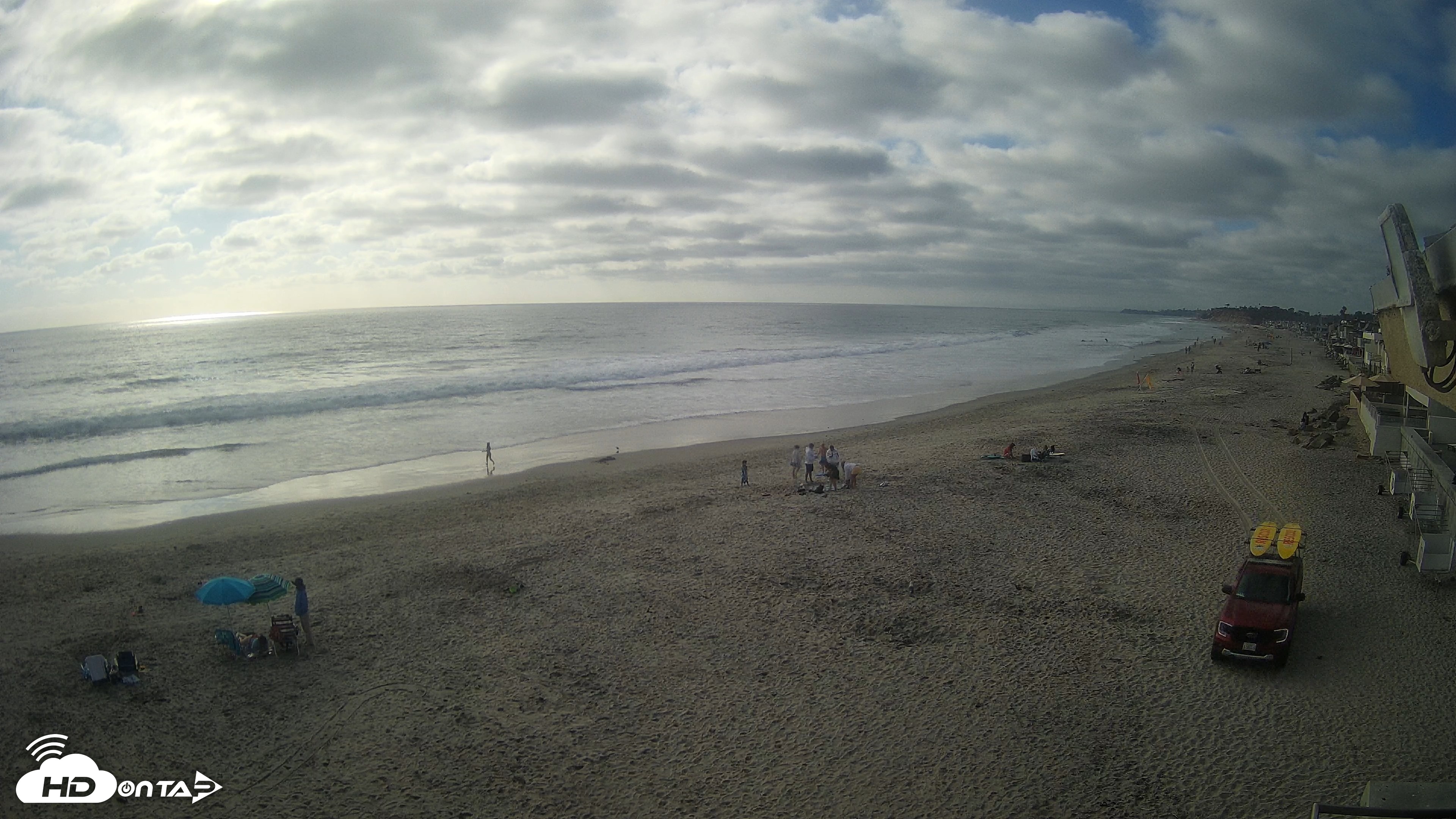 Snapshot of 17th St. Del Mar Beach - 4K NW View Live Cam taken Jul 1, 2026, 5:56pm PDT