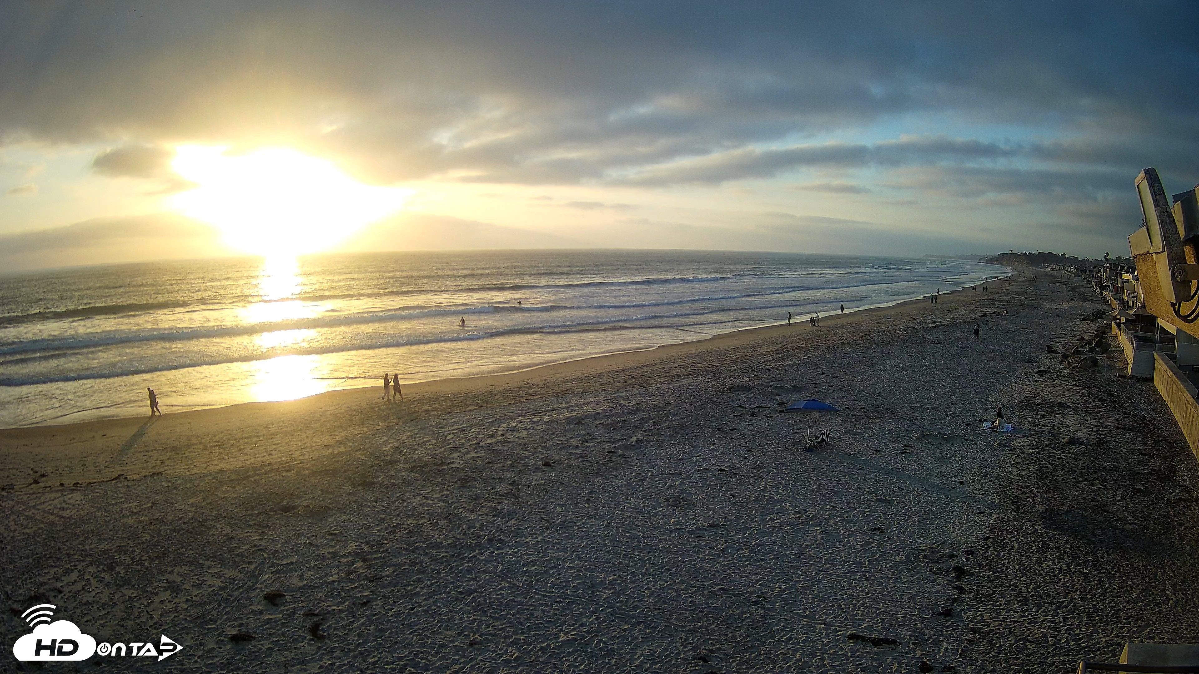 Snapshot of 17th St. Del Mar Beach - 4K NW View Live Cam taken May 21, 2026, 7:17pm PDT