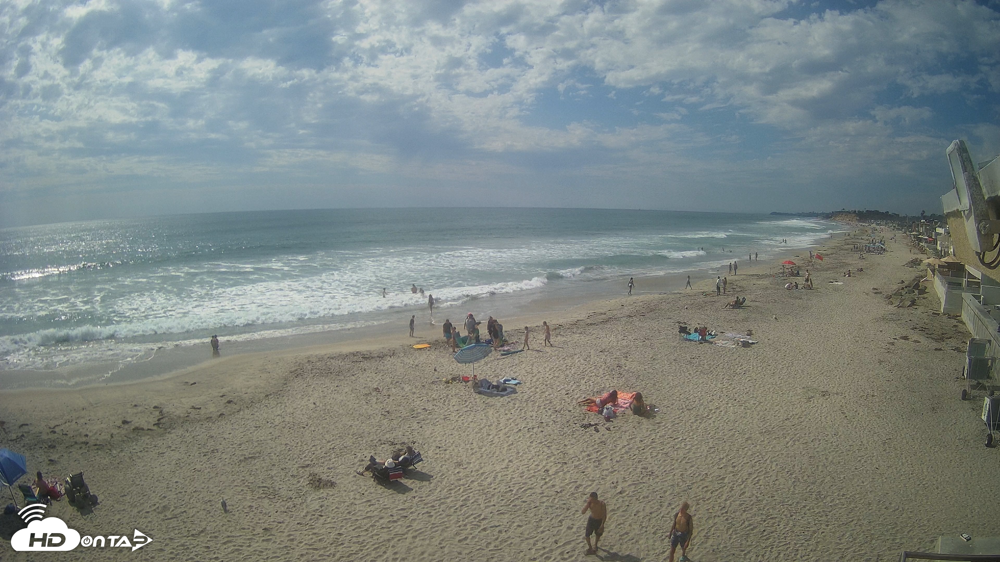 Snapshot of 17th St. Del Mar Beach - 4K NW View Live Cam taken Jun 23, 2026, 4:10pm PDT