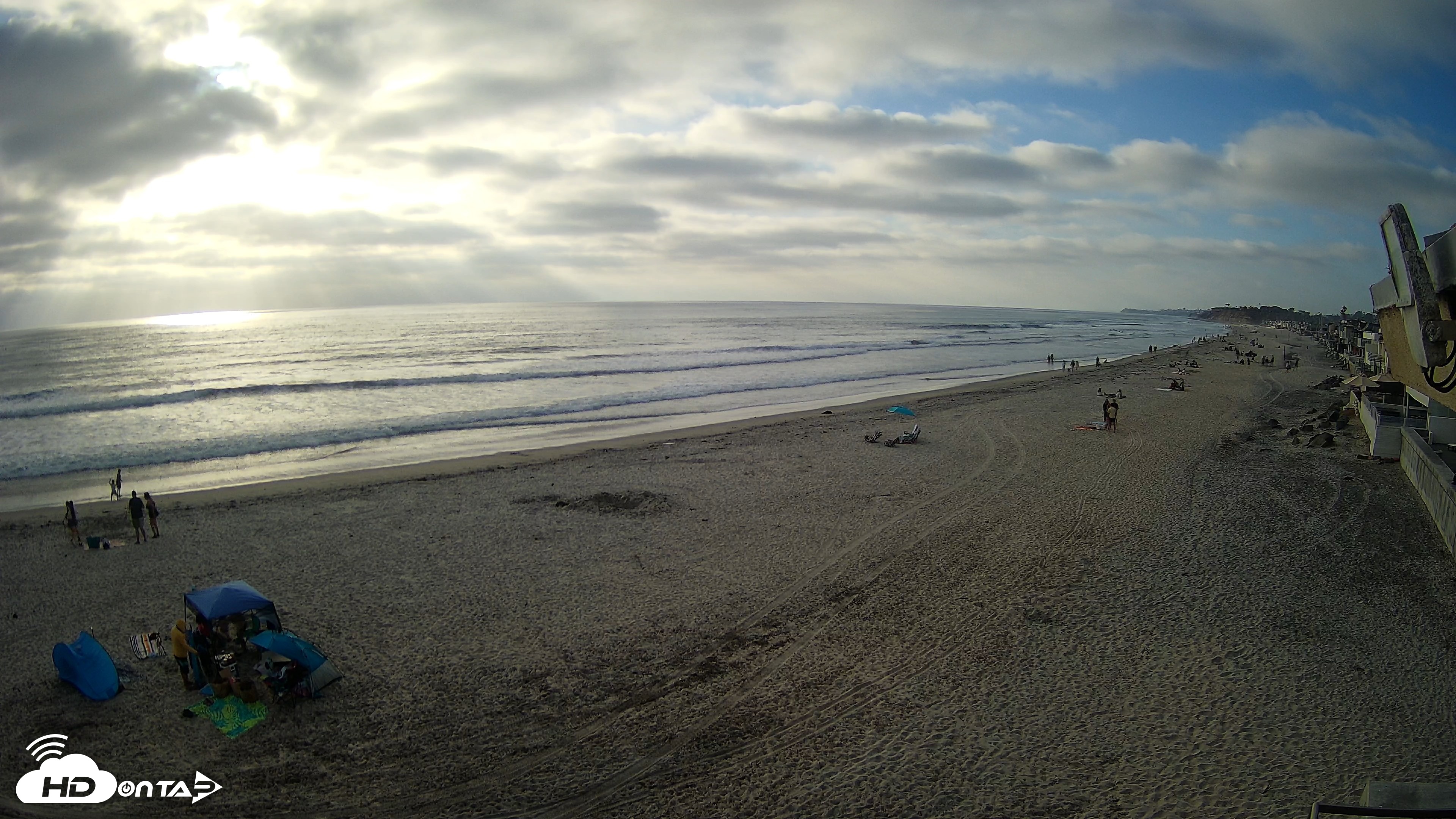 Snapshot of 17th St. Del Mar Beach - 4K NW View Live Cam taken May 9, 2026, 6:19pm PDT