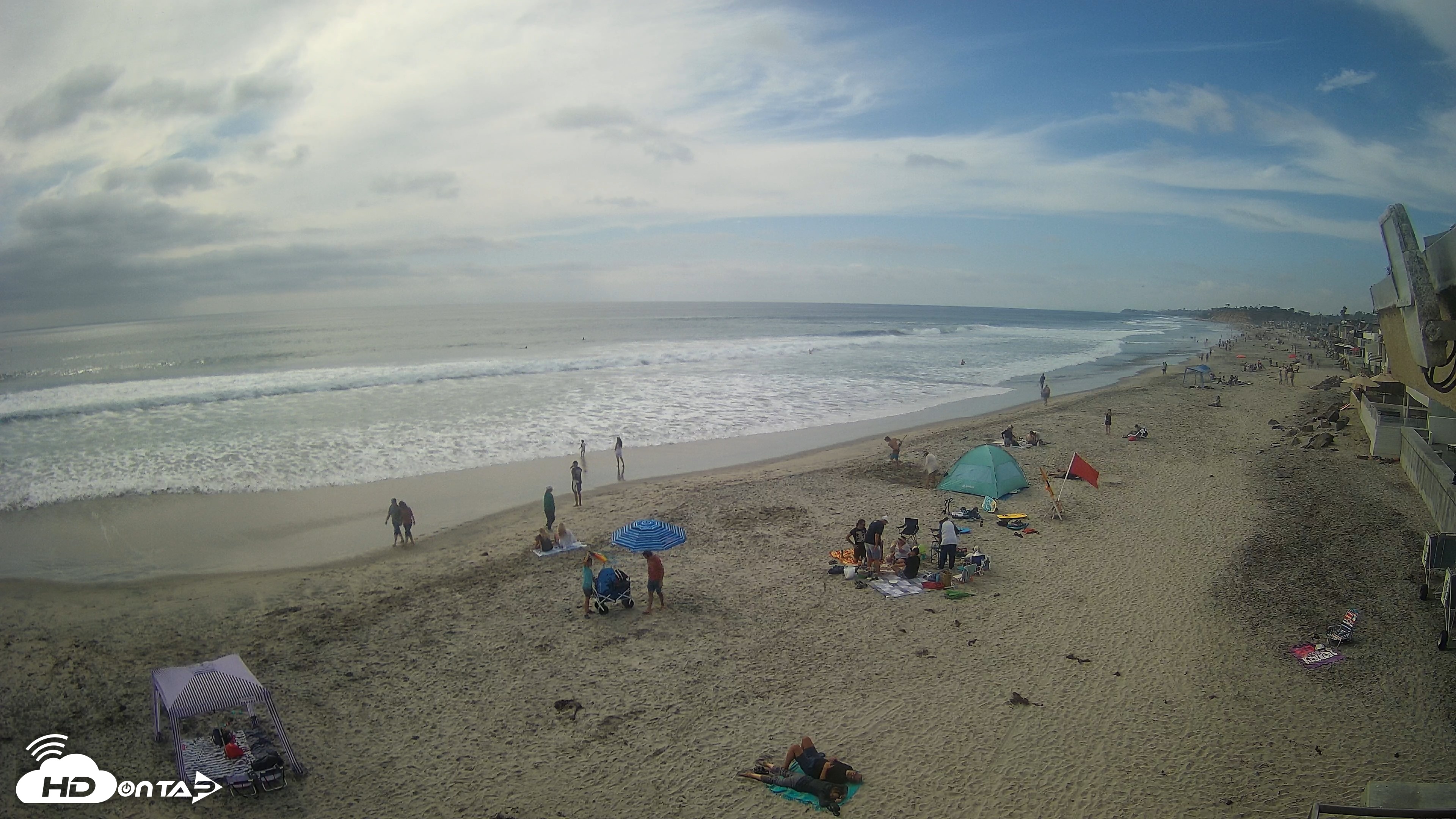 Snapshot of 17th St. Del Mar Beach - 4K NW View Live Cam taken Jun 6, 2026, 4:48pm PDT