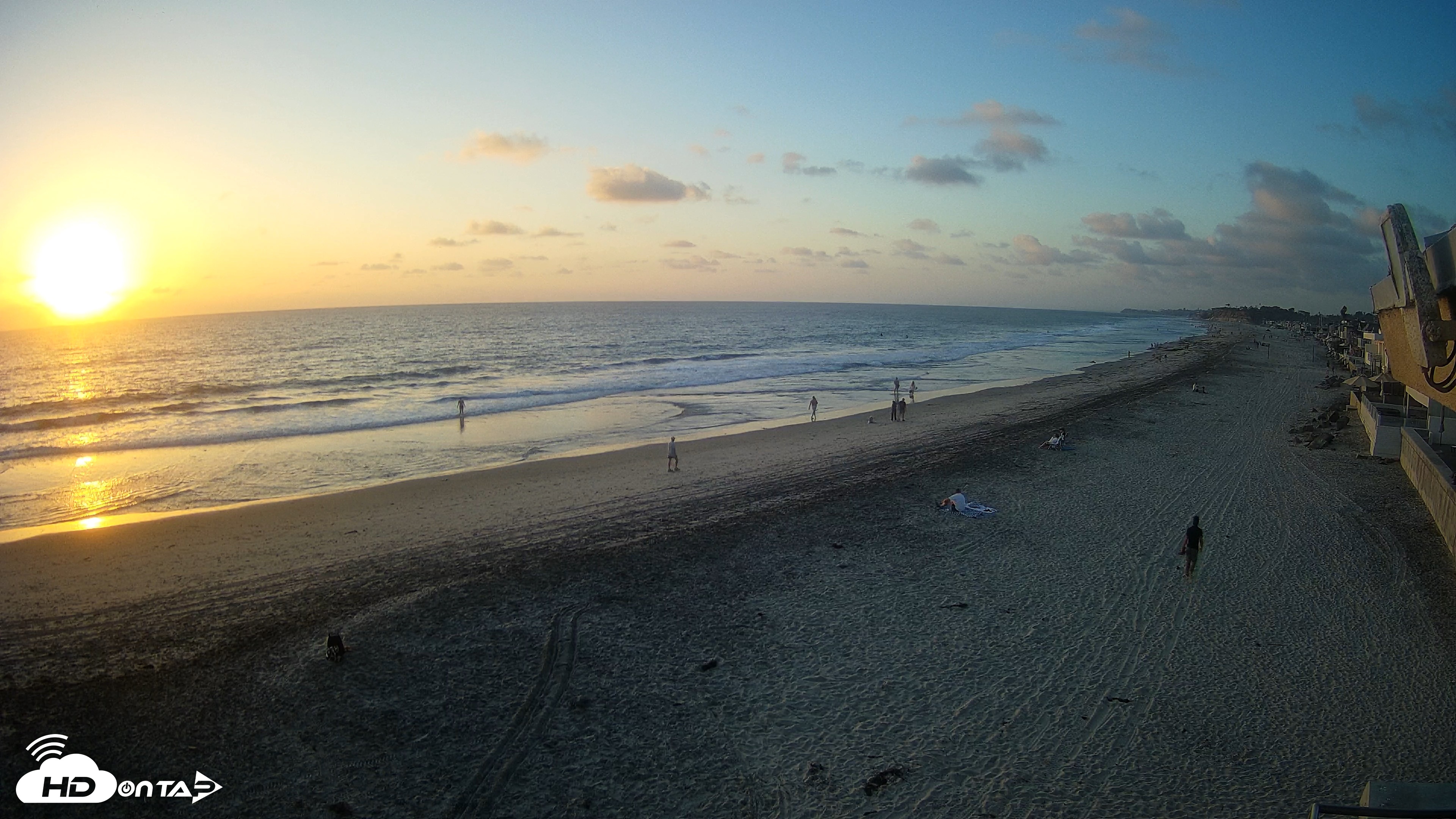 Snapshot of 17th St. Del Mar Beach - 4K NW View Live Cam taken Sep 16, 2026, 6:42pm PDT