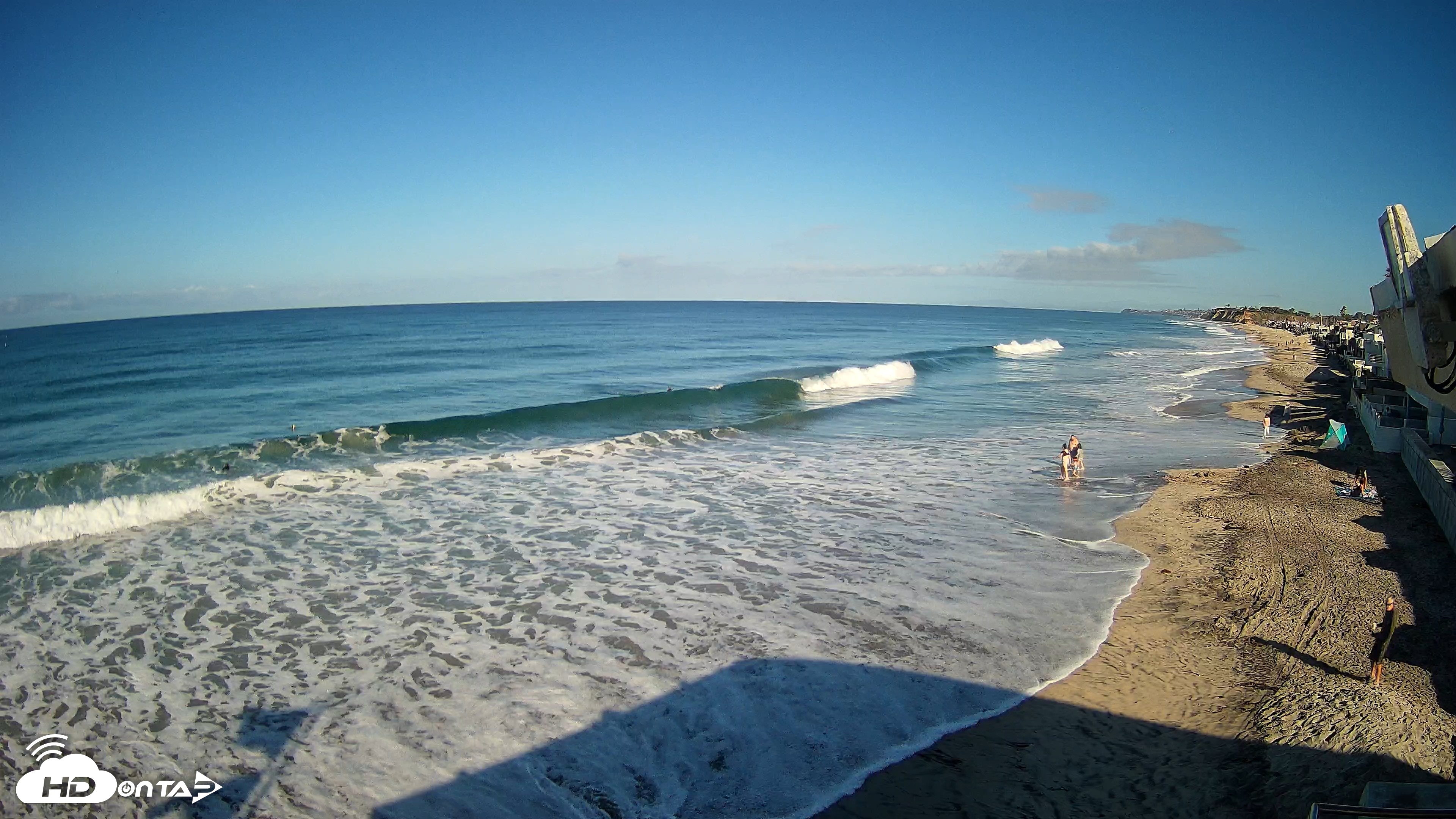 Snapshot of 17th St. Del Mar Beach - 4K NW View Live Cam taken Oct 27, 2026, 9:32am PDT