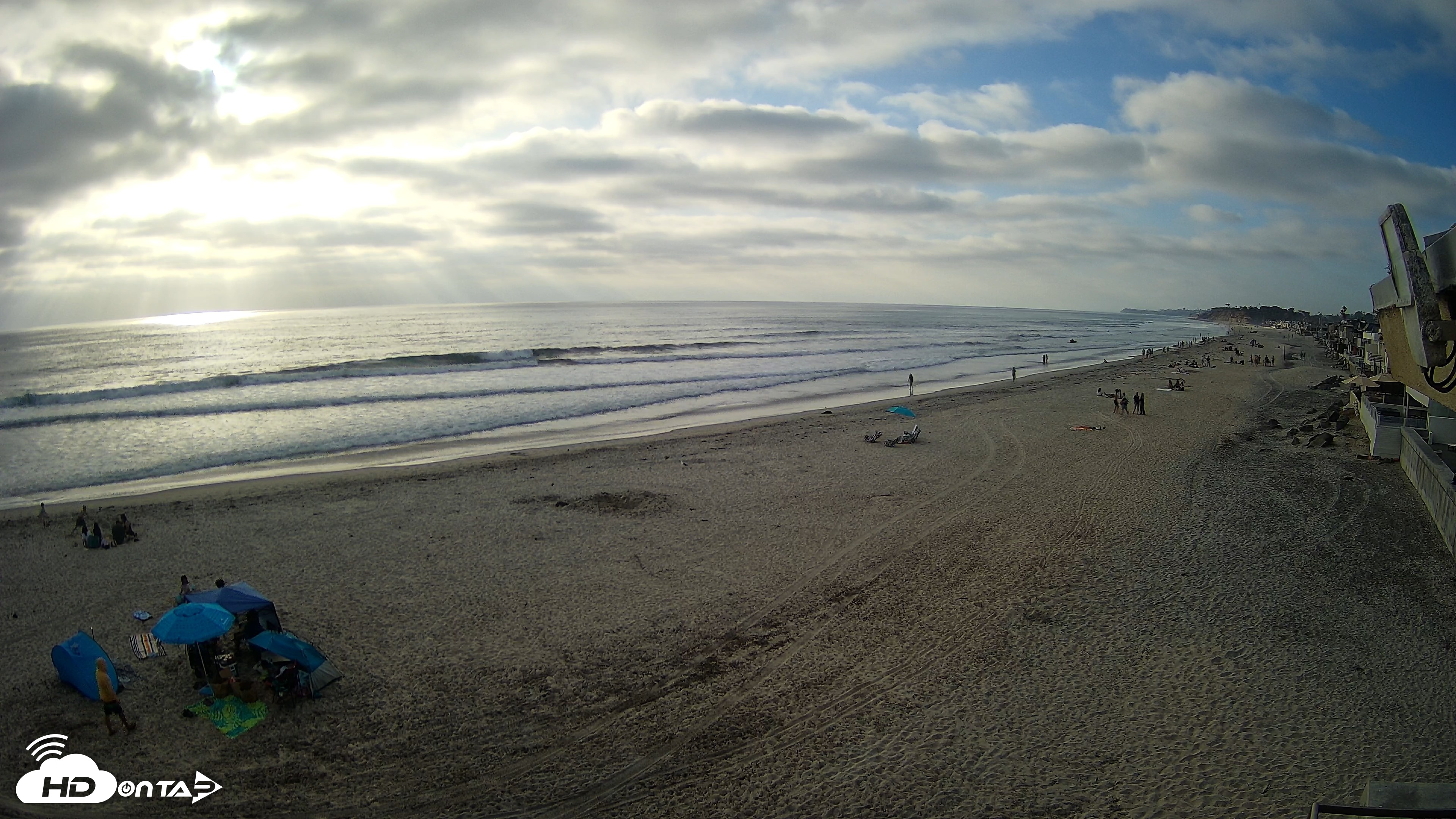 Snapshot of 17th St. Del Mar Beach - 4K NW View Live Cam taken May 9, 2026, 6:16pm PDT