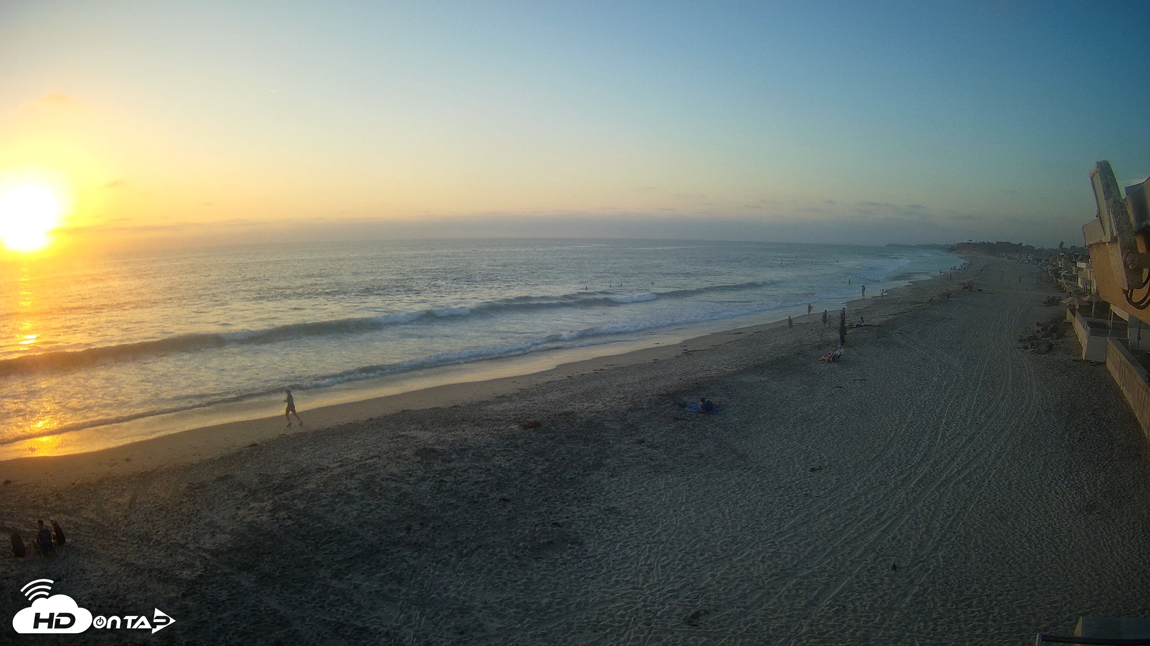 Snapshot of 17th St. Del Mar Beach - 4K NW View Live Cam taken Sep 24, 2026, 6:31pm PDT