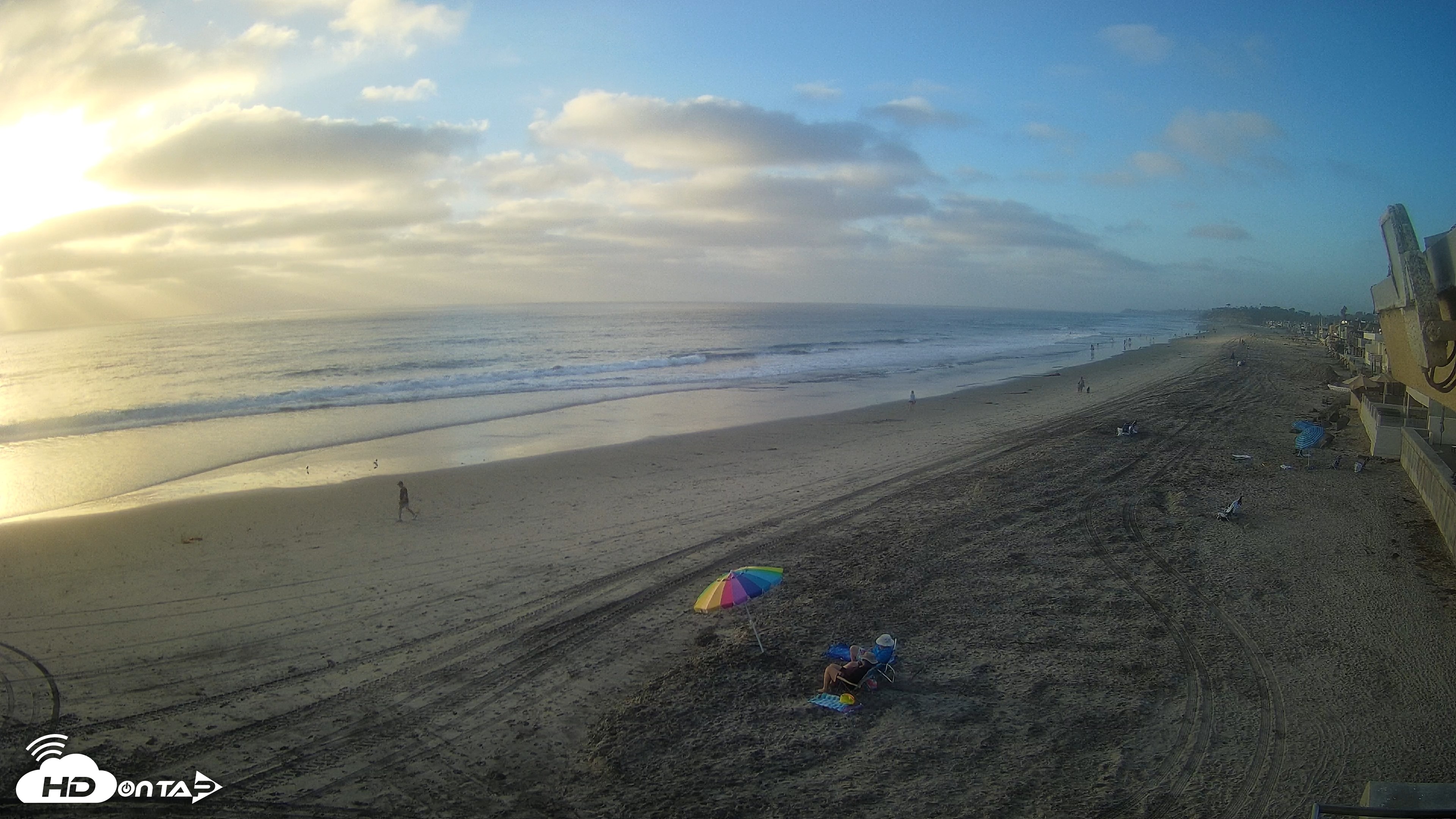 Snapshot of 17th St. Del Mar Beach - 4K NW View Live Cam taken Sep 30, 2026, 5:57pm PDT