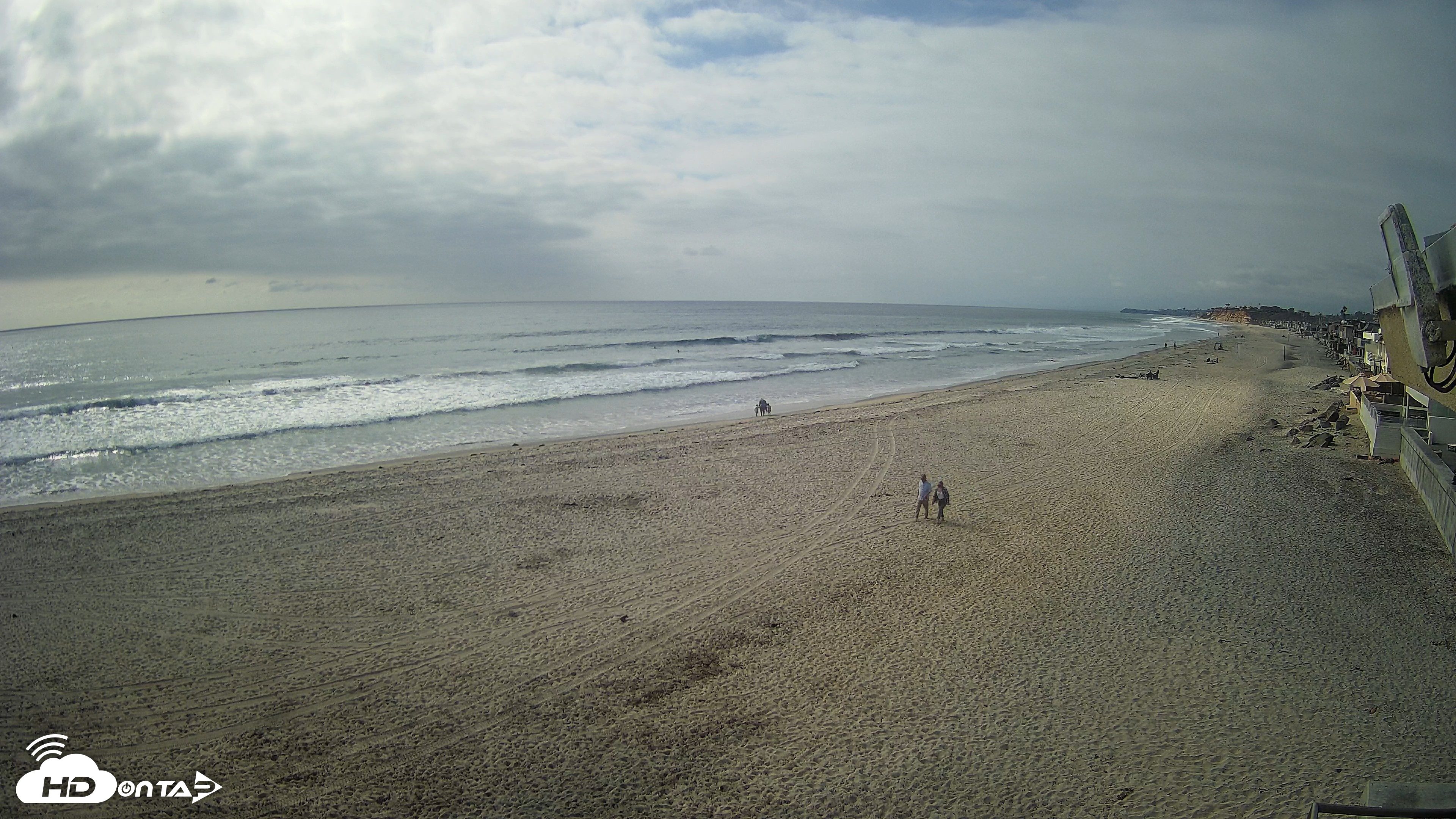 Snapshot of 17th St. Del Mar Beach - 4K NW View Live Cam taken May 12, 2026, 4:36pm PDT