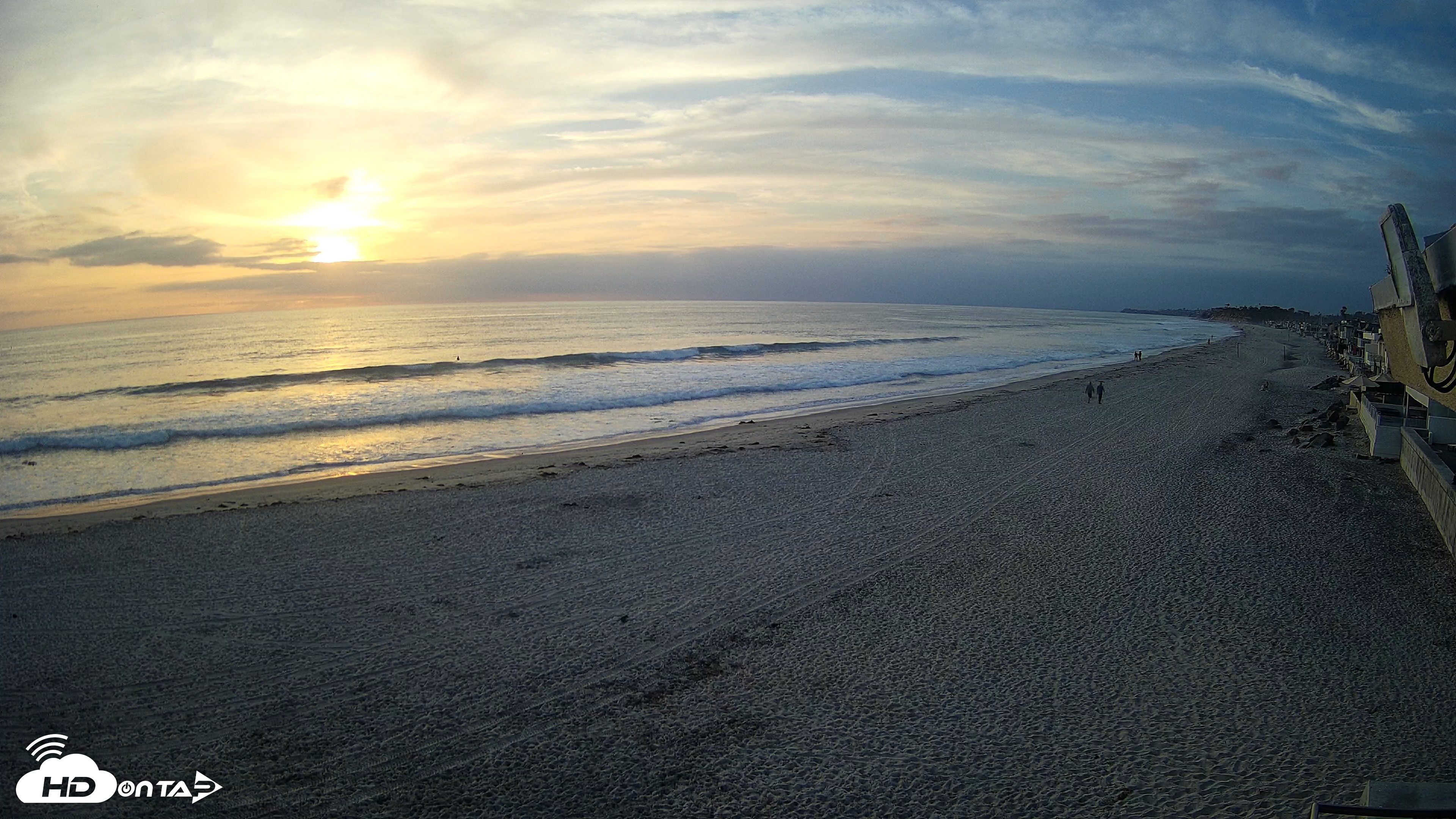 Snapshot of 17th St. Del Mar Beach - 4K NW View Live Cam taken May 12, 2026, 7:23pm PDT