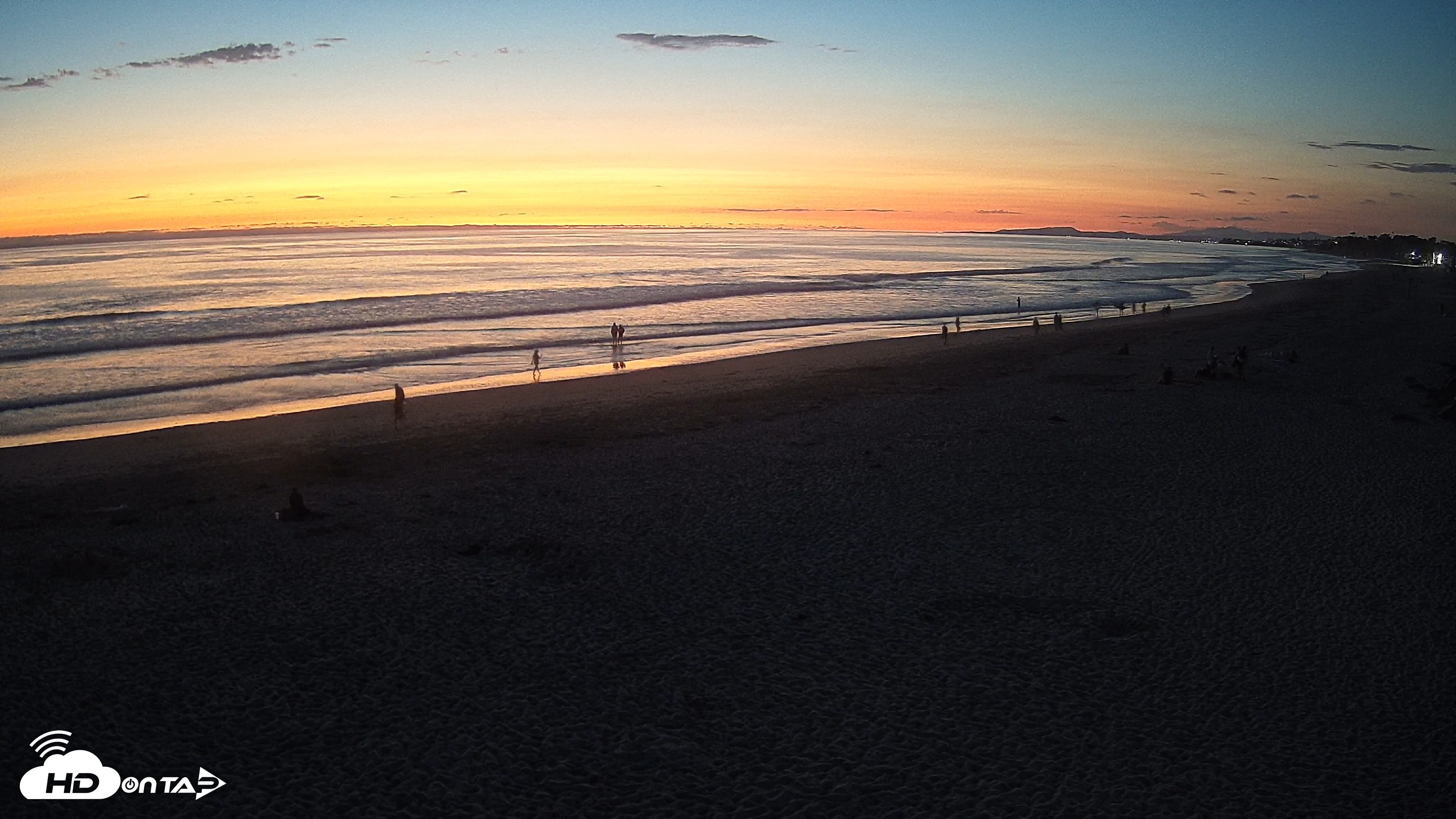 Snapshot of 17th St. Del Mar Beach - 4K NW View Live Cam taken Jul 16, 2025, 8:31pm PDT