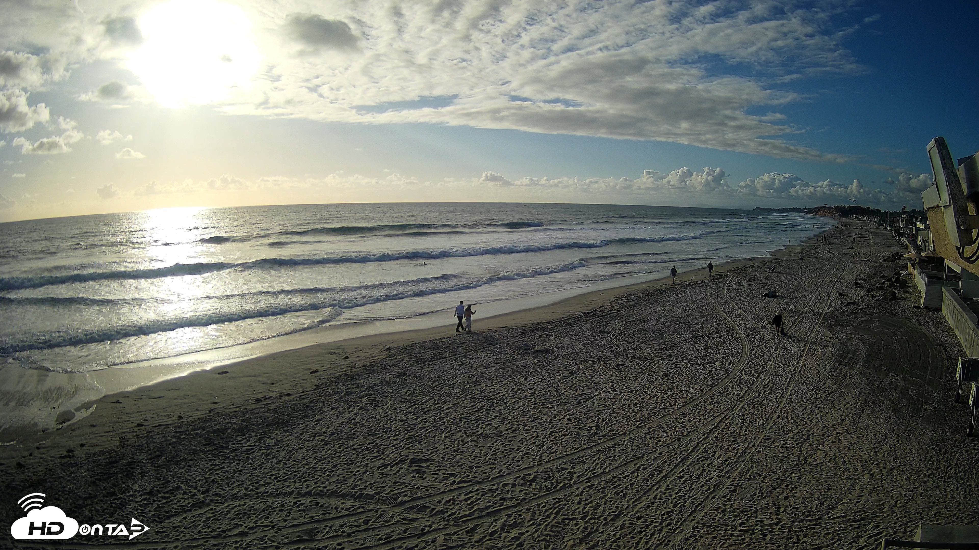 Snapshot of 17th St. Del Mar Beach - 4K NW View Live Cam taken May 27, 2026, 6:26pm PDT