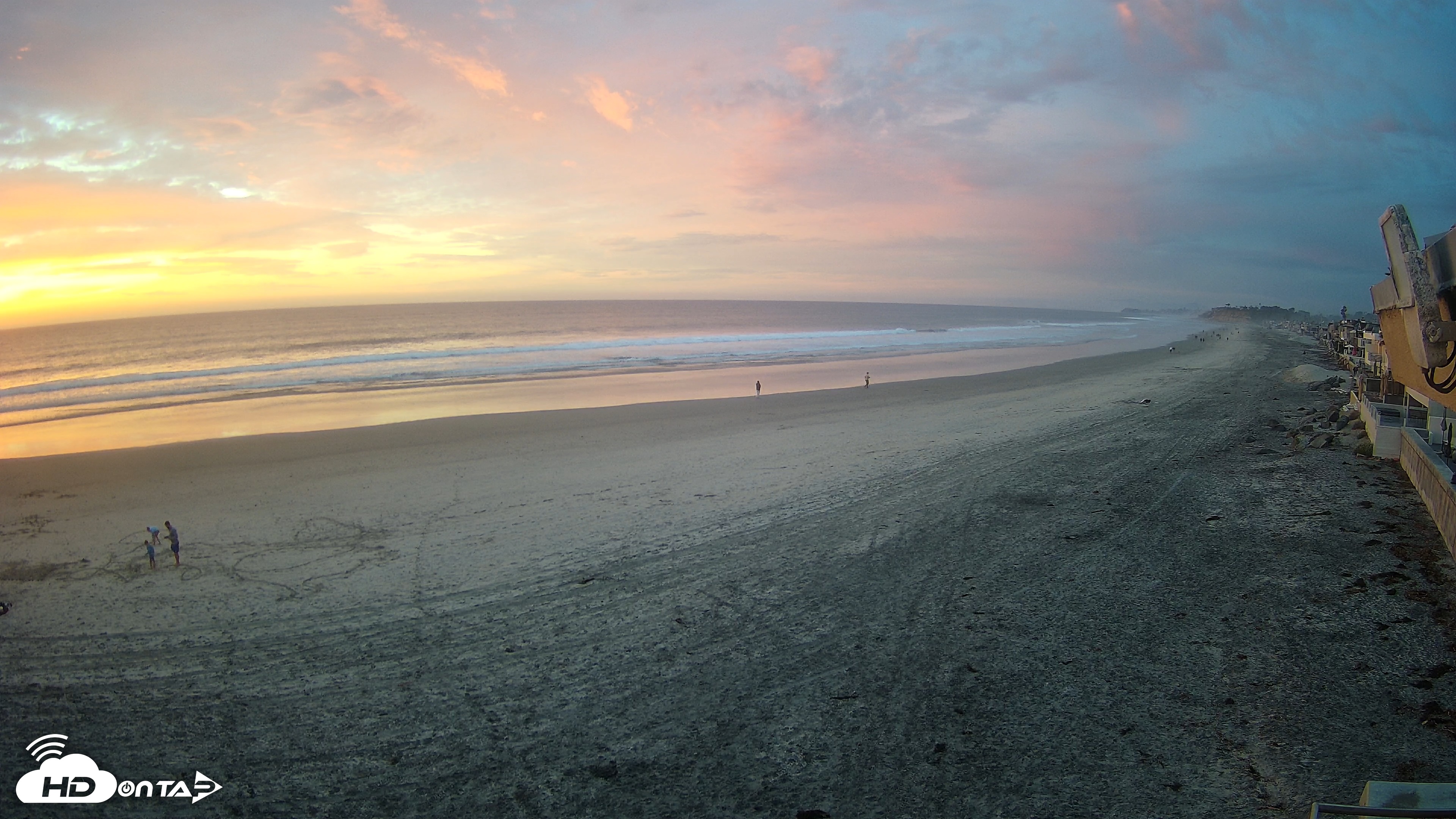 Snapshot of 17th St. Del Mar Beach - 4K NW View Live Cam taken Feb 5, 2026, 5:30pm PST
