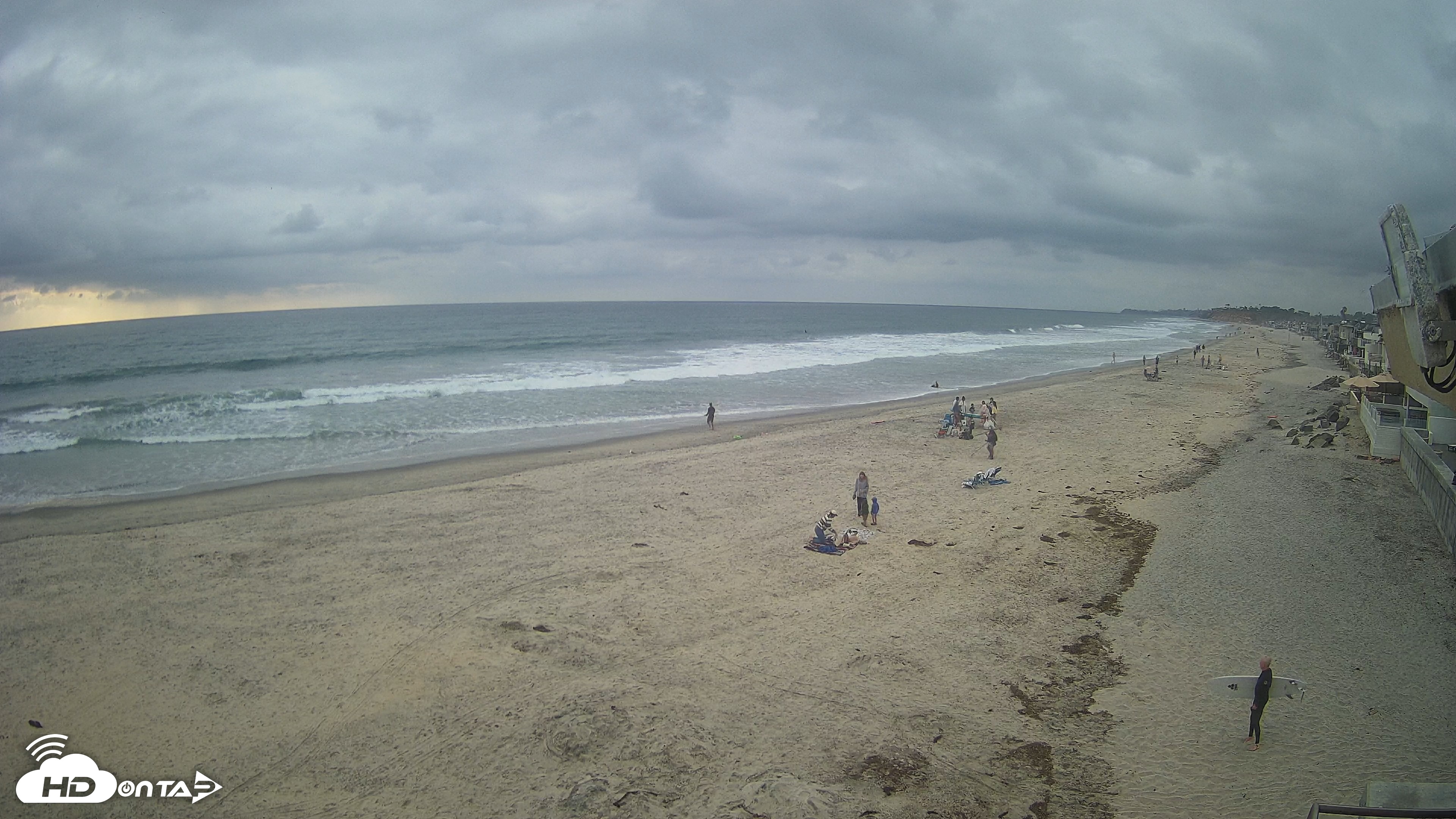 Snapshot of 17th St. Del Mar Beach - 4K NW View Live Cam taken May 16, 2026, 5:53pm PDT