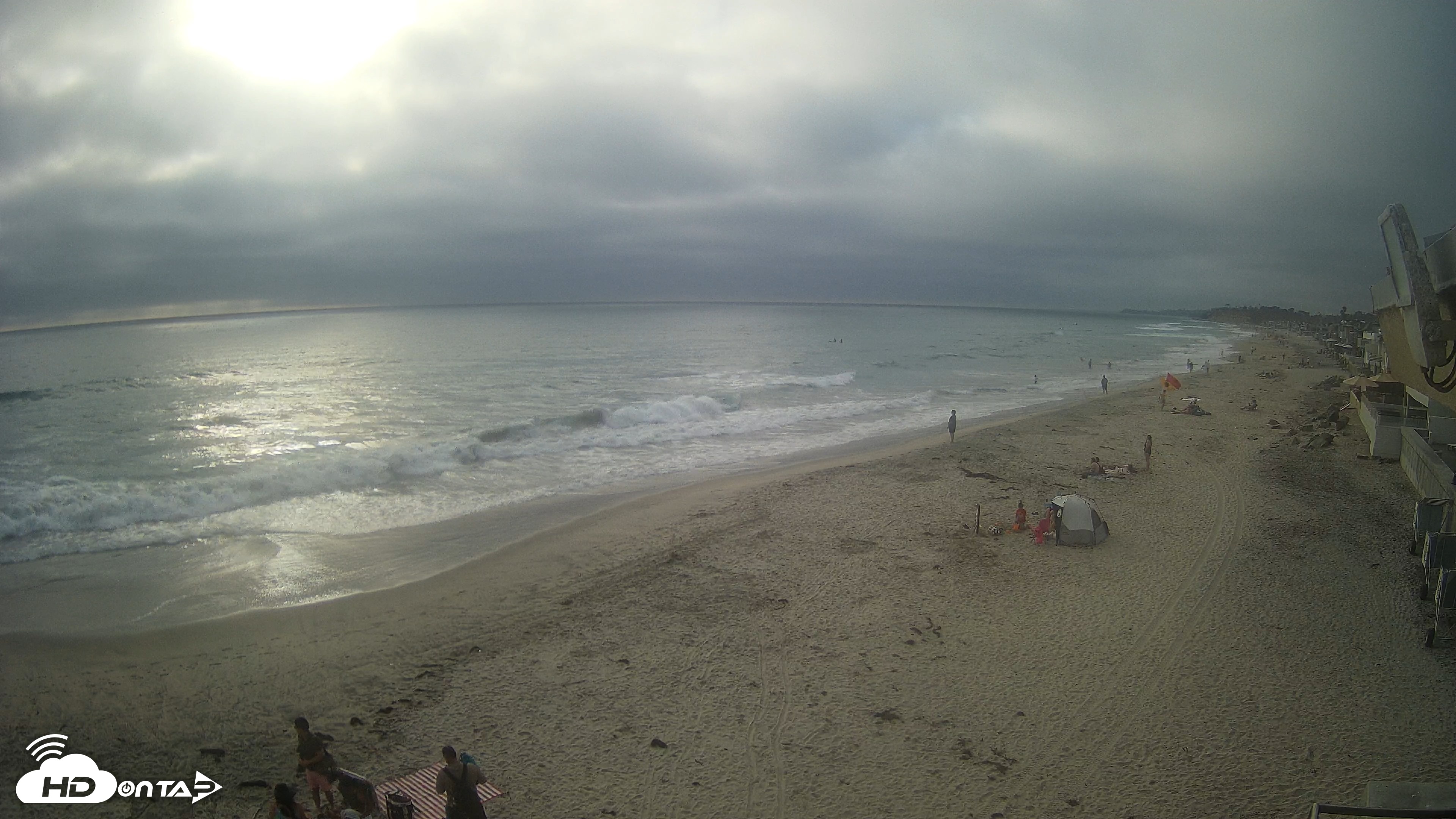 Snapshot of 17th St. Del Mar Beach - 4K NW View Live Cam taken Jun 12, 2026, 6:17pm PDT