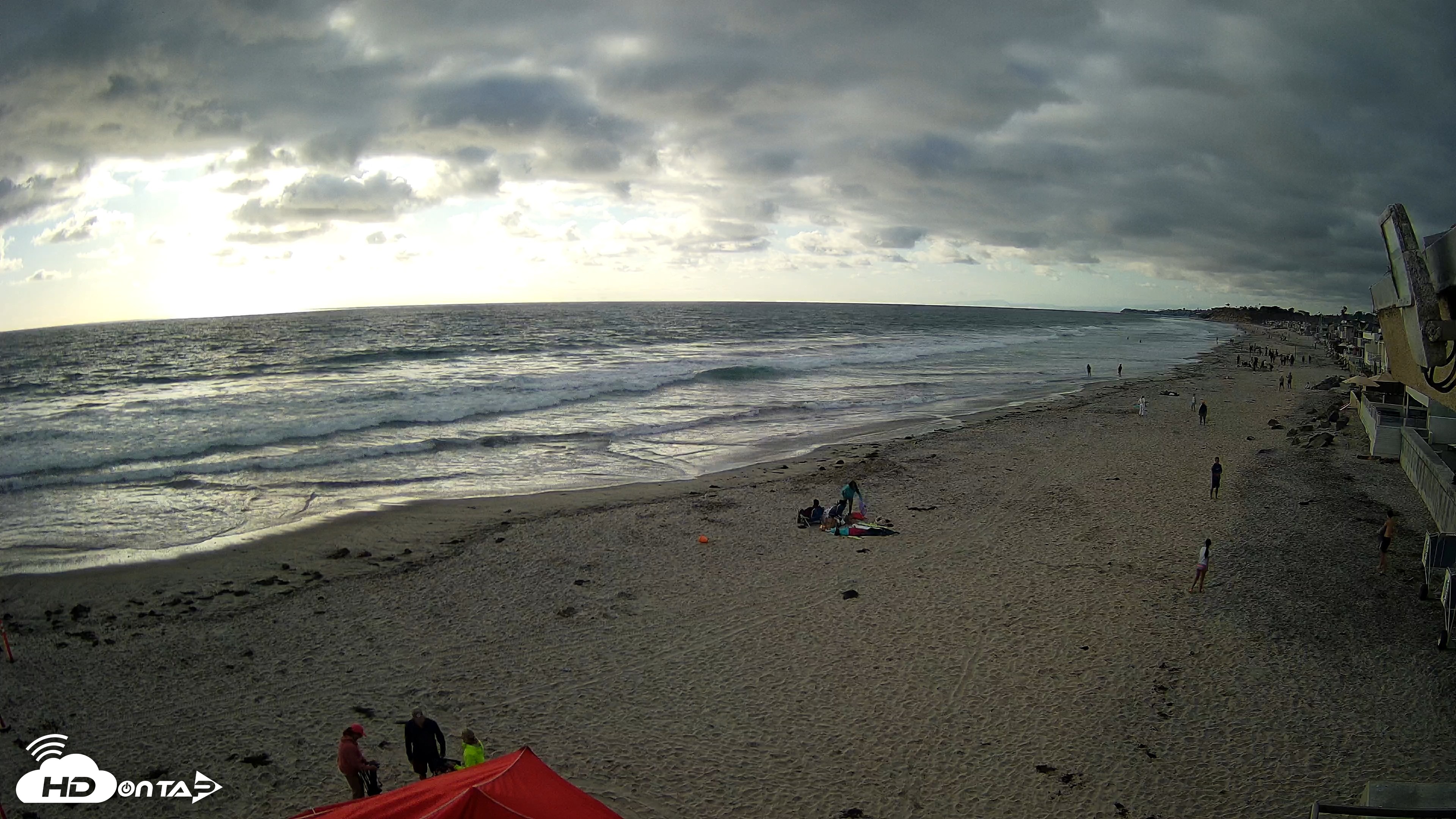 Snapshot of 17th St. Del Mar Beach - 4K NW View Live Cam taken May 25, 2026, 6:17pm PDT