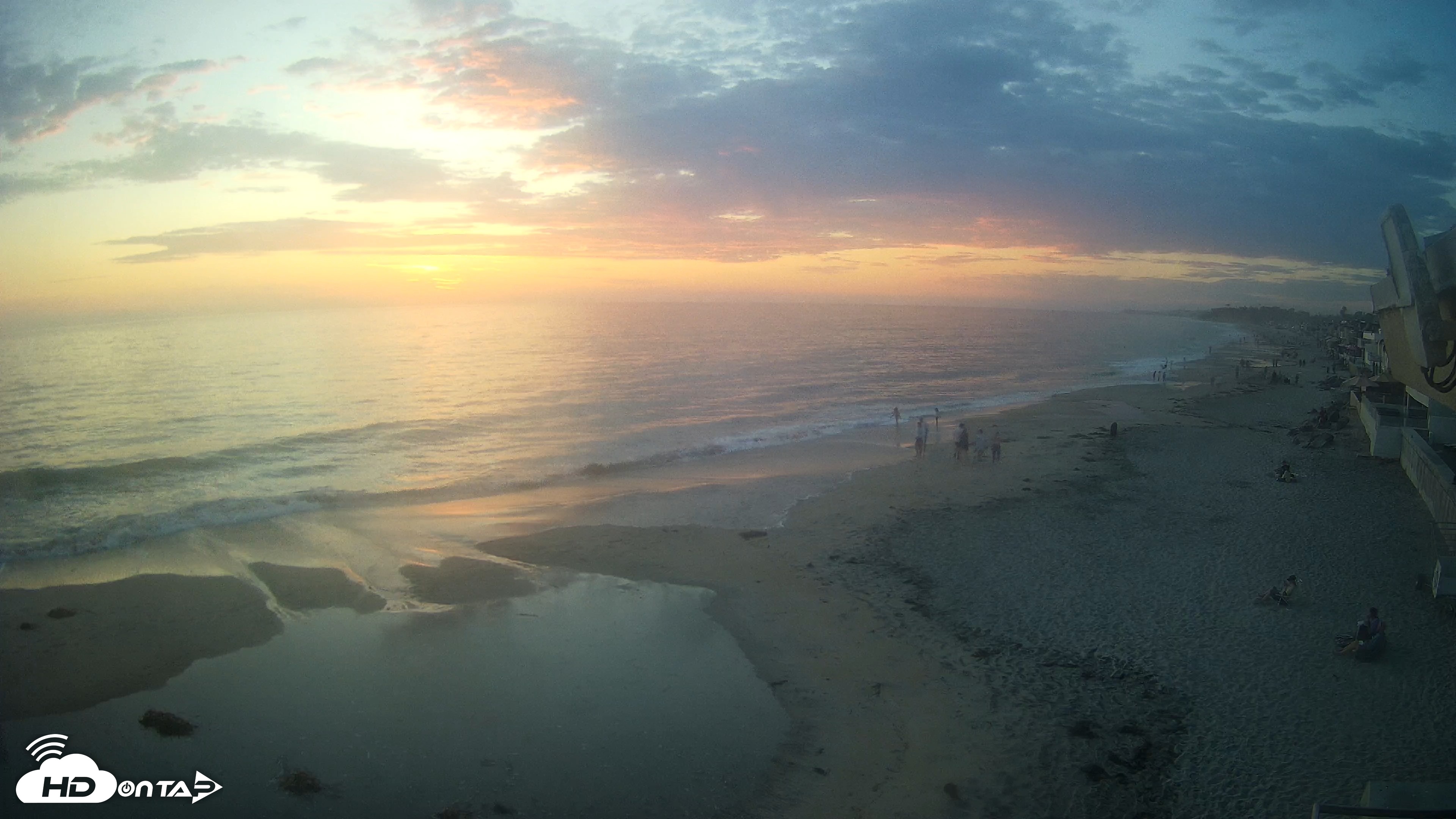 Snapshot of 17th St. Del Mar Beach - 4K NW View Live Cam taken Jul 12, 2026, 8:05pm PDT