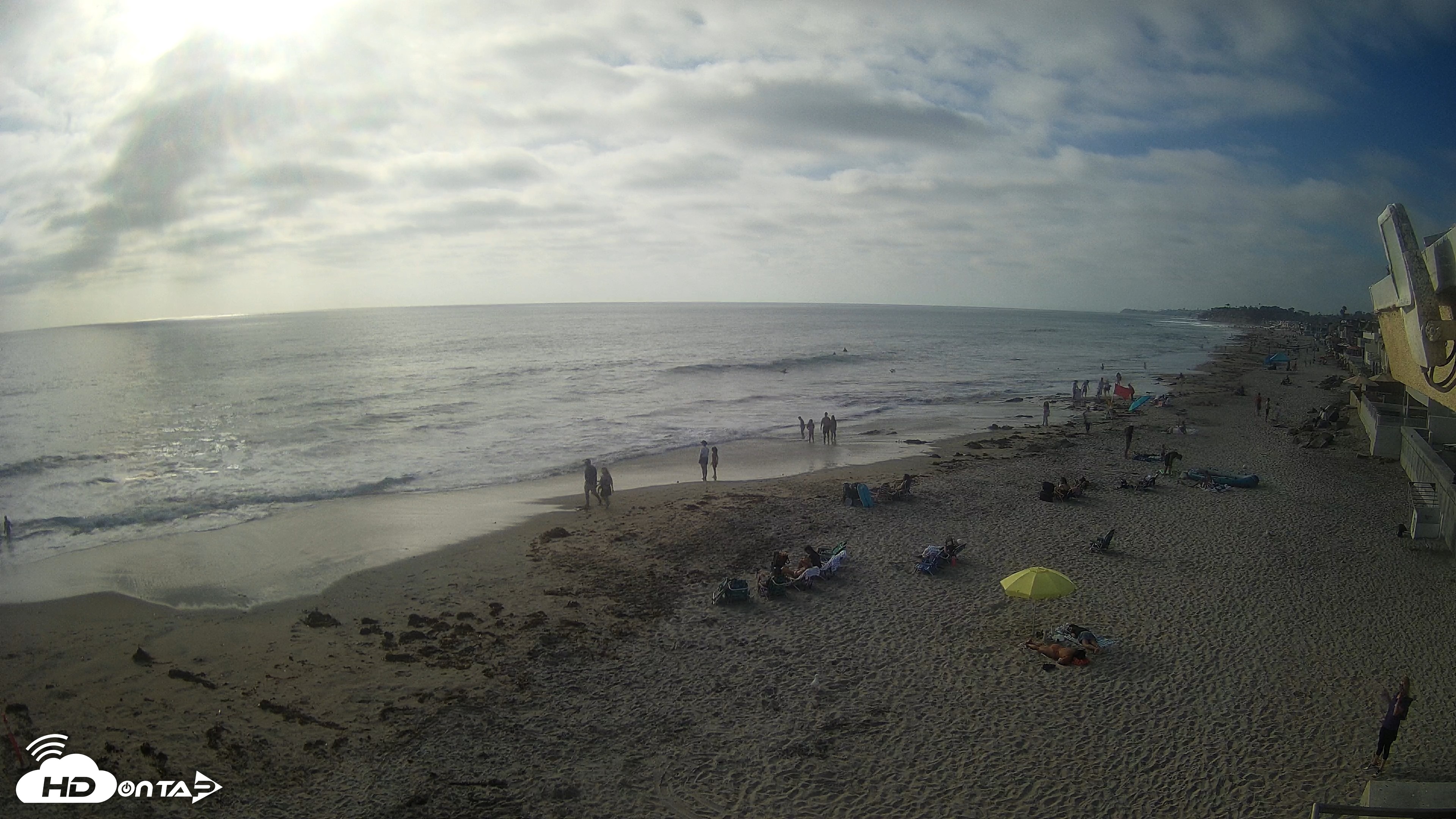 Snapshot of 17th St. Del Mar Beach - 4K NW View Live Cam taken Jul 10, 2026, 5:54pm PDT