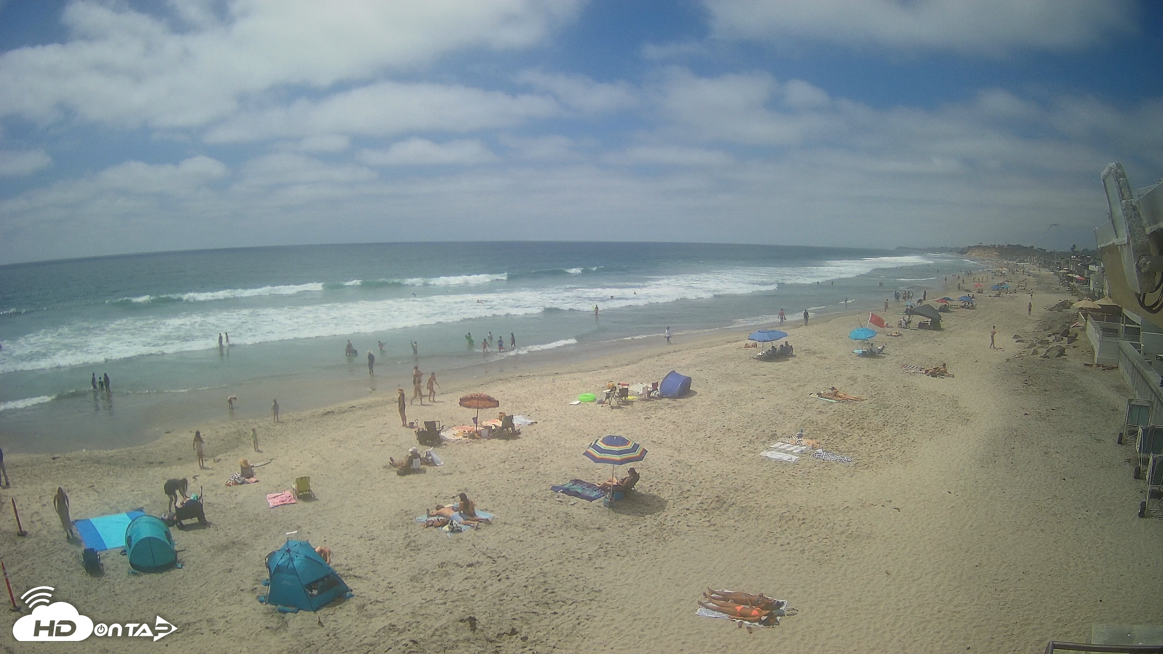 Snapshot of 17th St. Del Mar Beach - 4K NW View Live Cam taken Jun 10, 2026, 2:38pm PDT